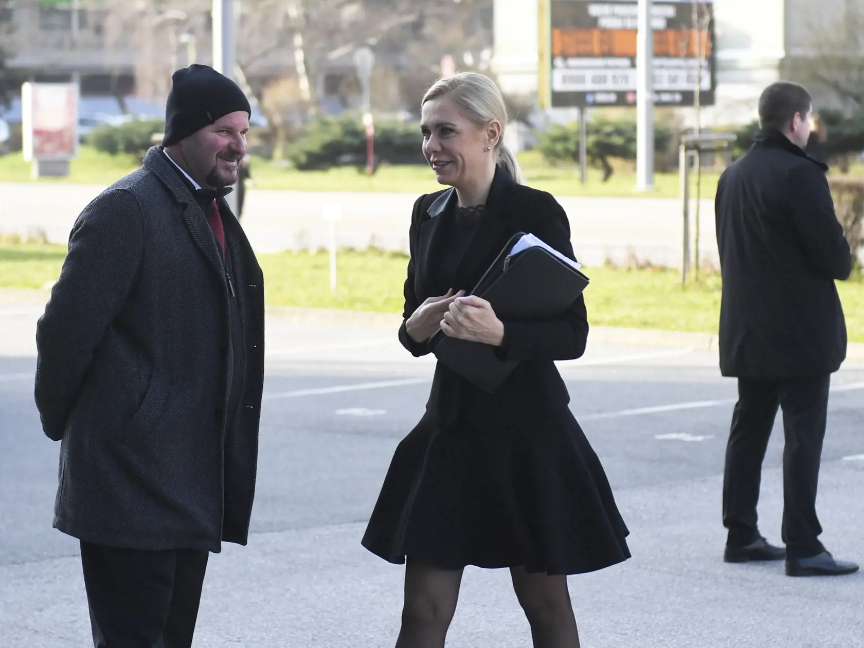 Na snímke ministerka hospodárstva SR Denisa Saková (Hlas-SD) prichádza na výjazdové rokovanie vlády SR do Univerzitného vedeckého parku Technicom v Košiciach 28. februára 2024. Témou rokovania je budúcnosť automobilového priemyslu na Slovensku. FOTO TASR – František Iván 