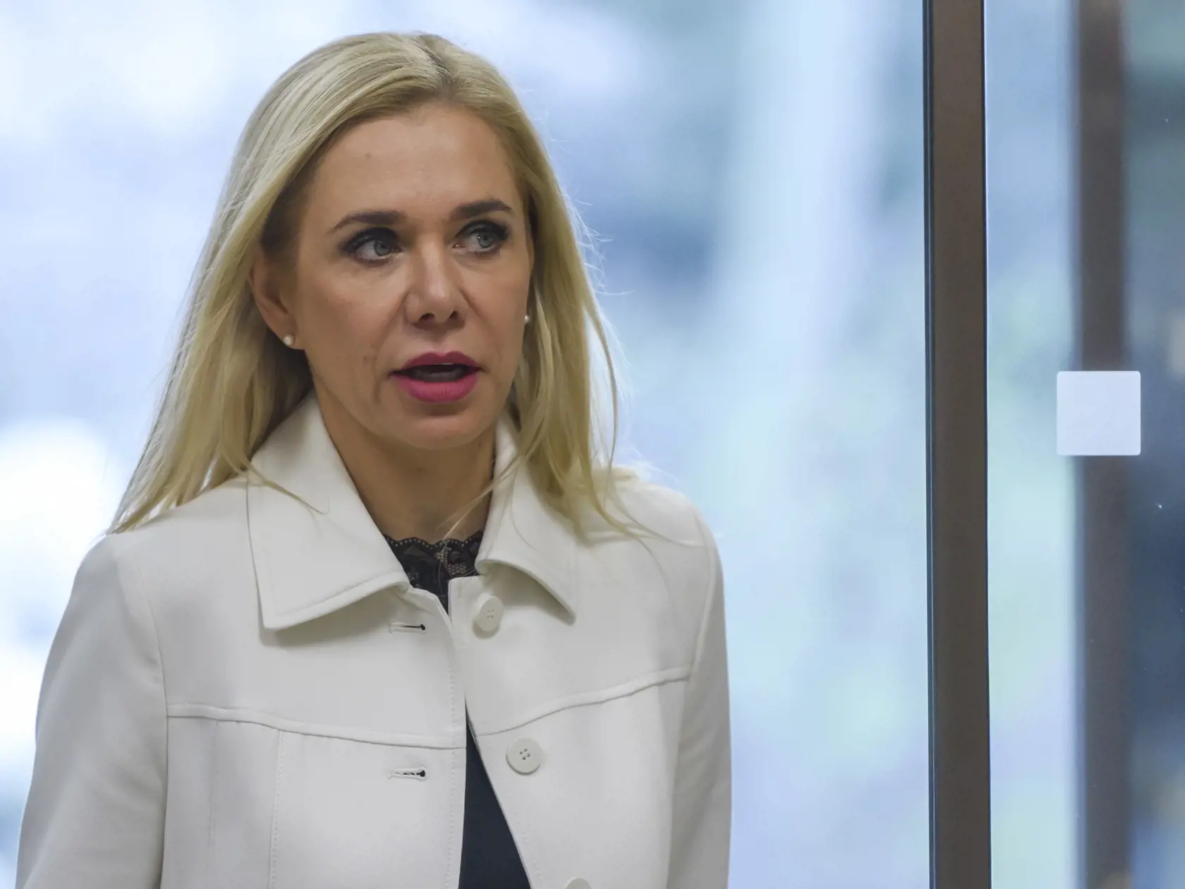 Na snímke podpredsedníčka vlády a ministerka hospodárstva SR Denisa Saková (Hlas-SD) prichádza na  23. rokovanie vlády SR v Bratislave 13. marca 2024. FOTO TASR - Jaroslav Novák