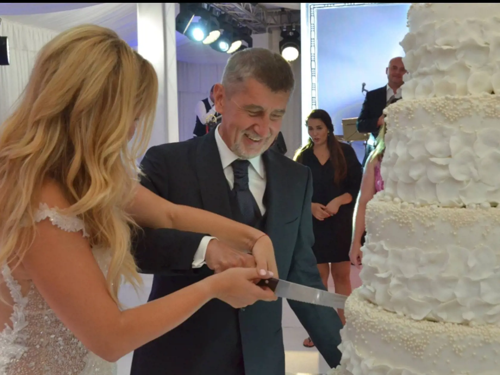 Nechýbalo ani krájanie torty.
