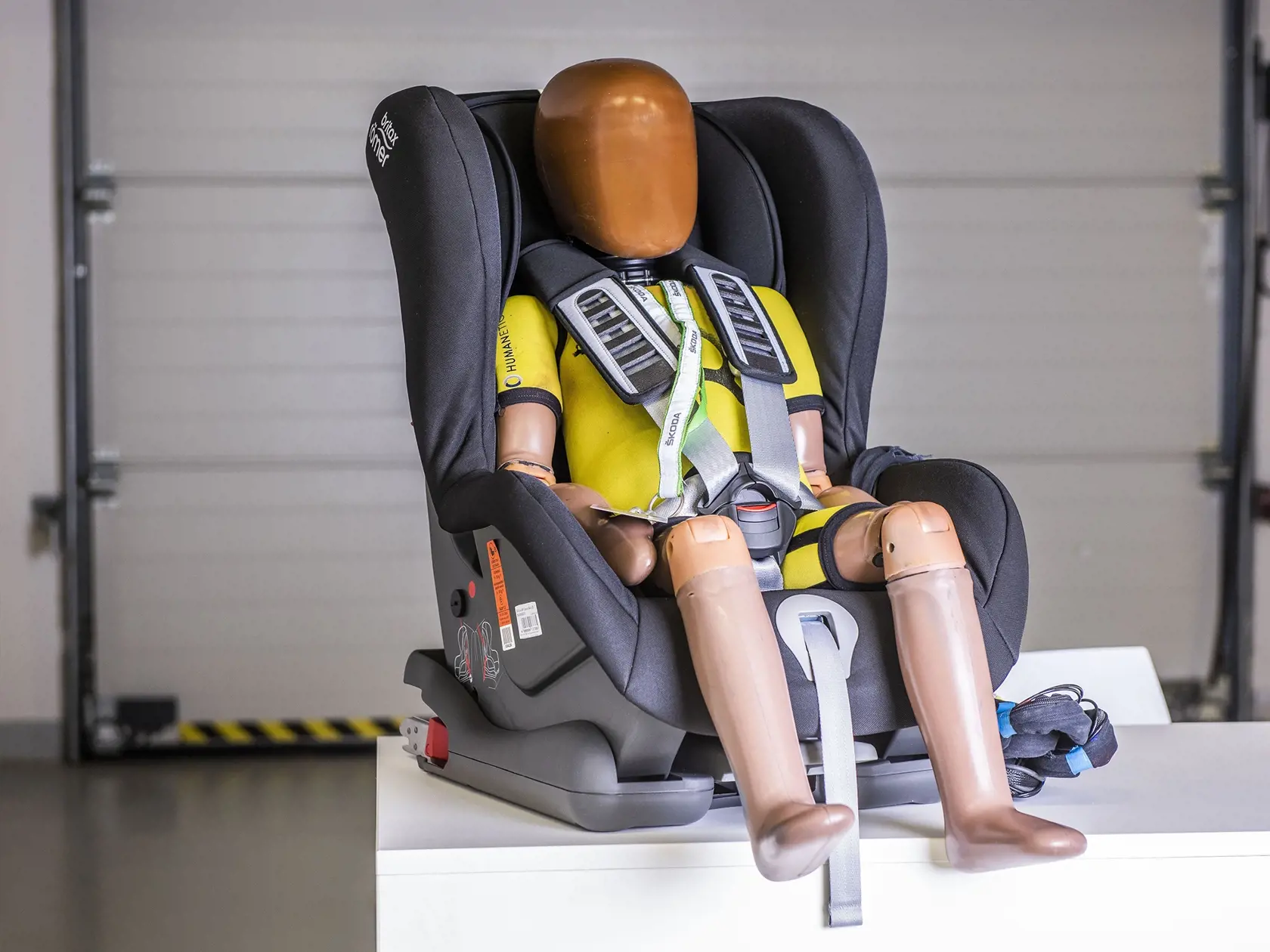 Testovacie figuríny pre nárazové testy automobilov majú skutočne ťažký život.