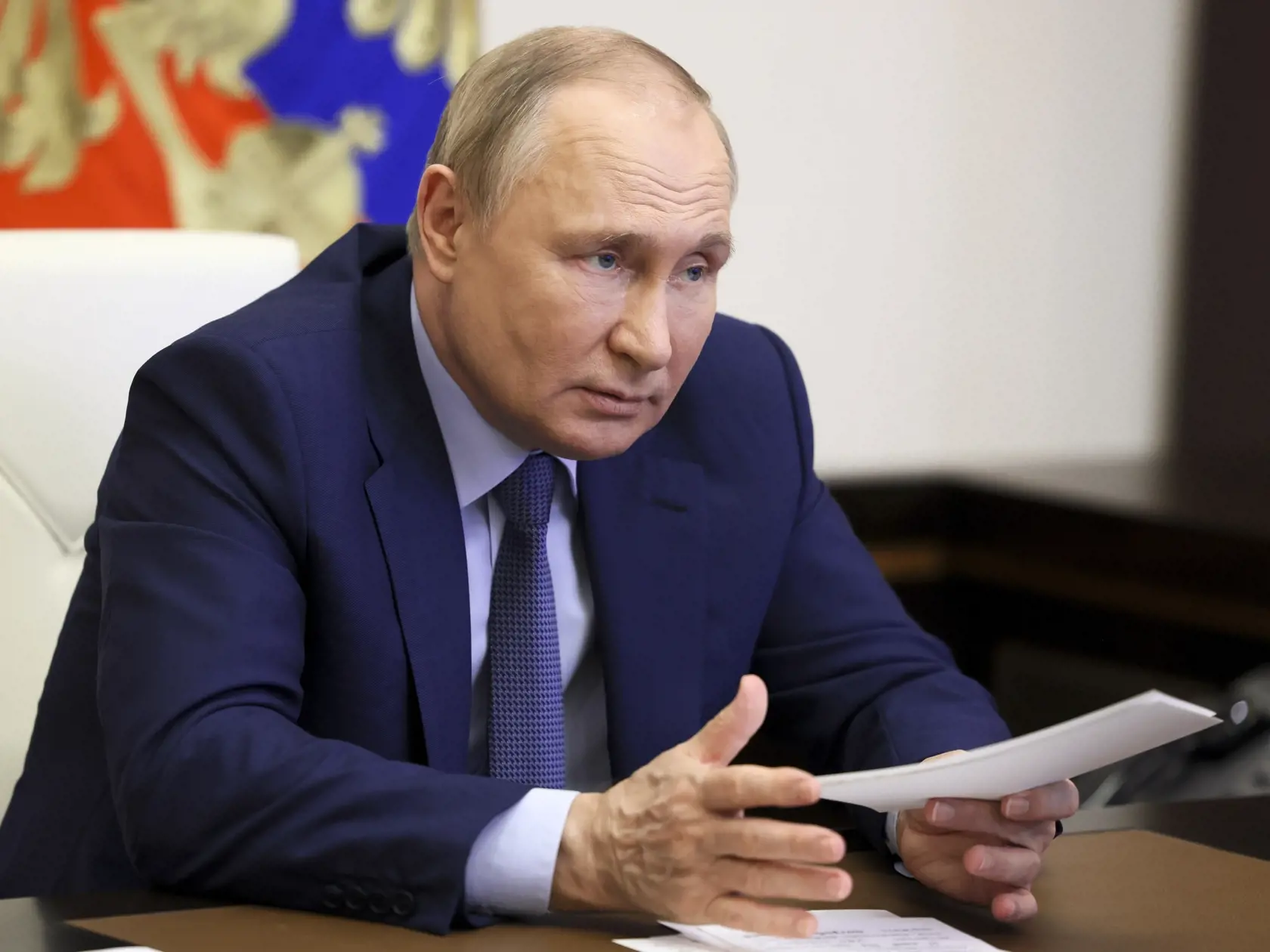 EBE 31 Moskva - Na snímke ruský prezident Vladimir Putin počas videokonferencie o ekonomických otázkach v rezidencii Novo-Ogaryovo neďaleko Moskvy 7. júna 2022. FOTO TASR/AP


Russian President Vladimir Putin attends a meeting on economic issues via videoconference at the Novo-Ogaryovo residence outside Moscow, Russia, Tuesday, June 7, 2022. (Mikhail Metzel, Sputnik, Kremlin Pool Photo via AP)