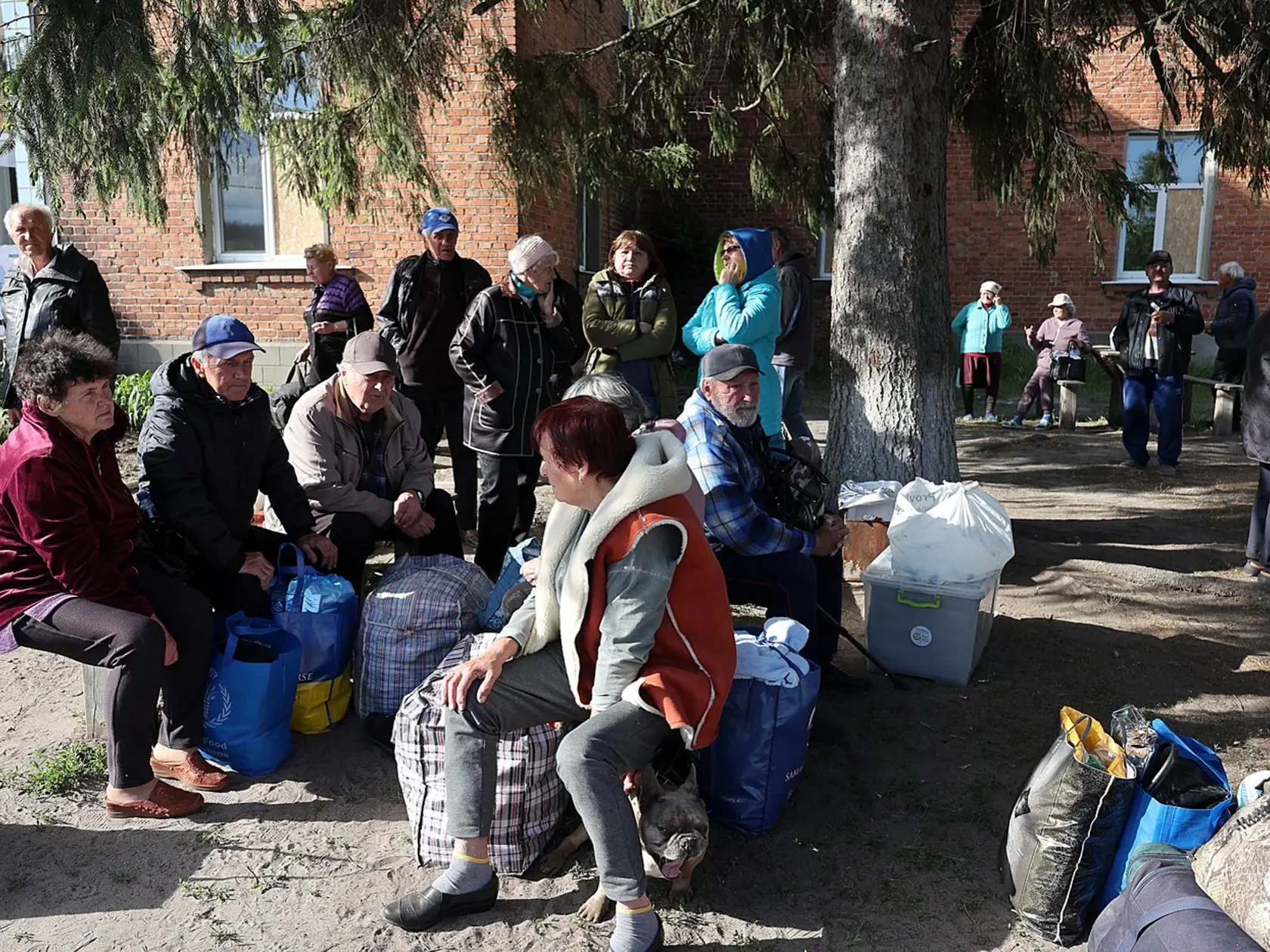 Na snímke evakuácia obyvateľov z Charkovskej oblasti po spustení Ruskej ofenzívy 11. mája 2024.