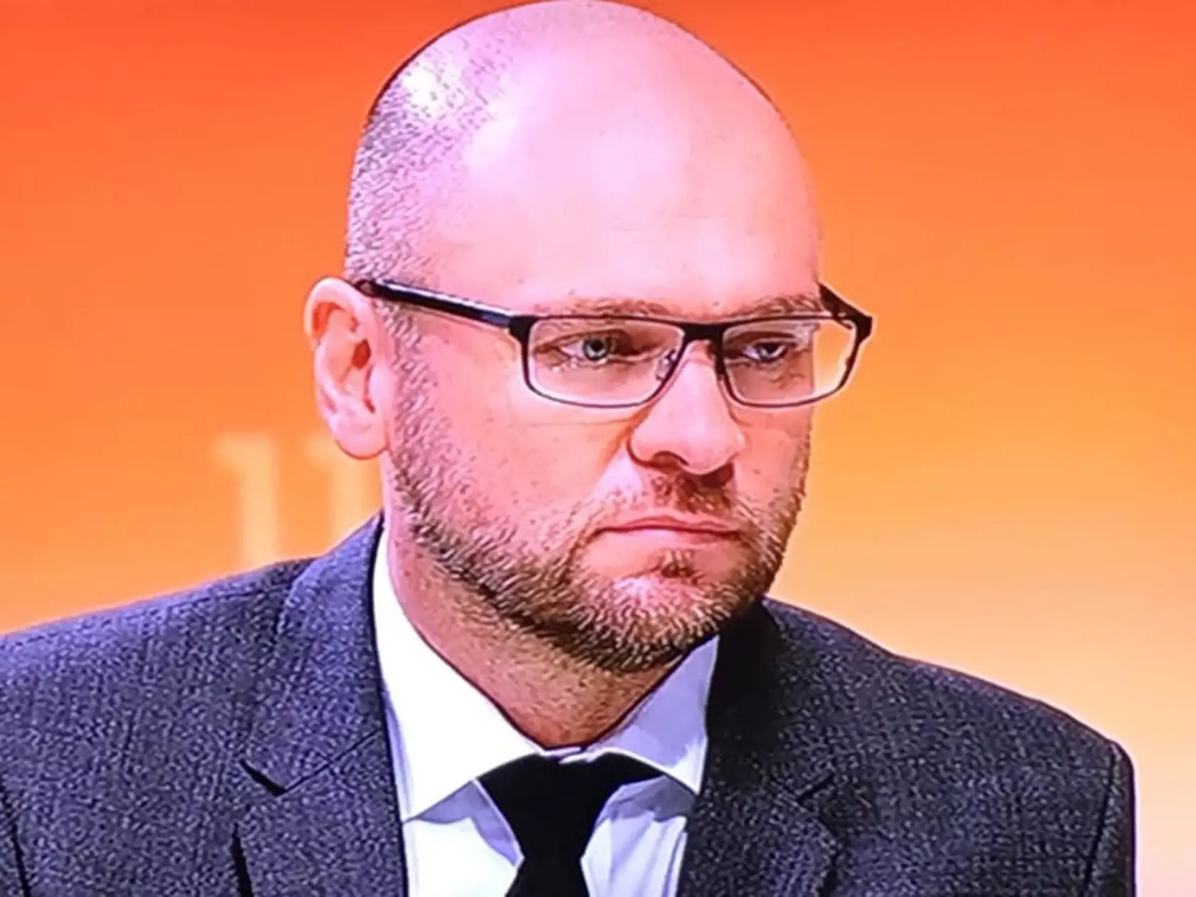 Richard Sulík už na Markíze prezval rolu utešovateľa situácie. Tentokrát sa utiekol k plánom, pri čom dúfa, že rokovanie s jeho stranou prehodnotí dokonca aj SNS.