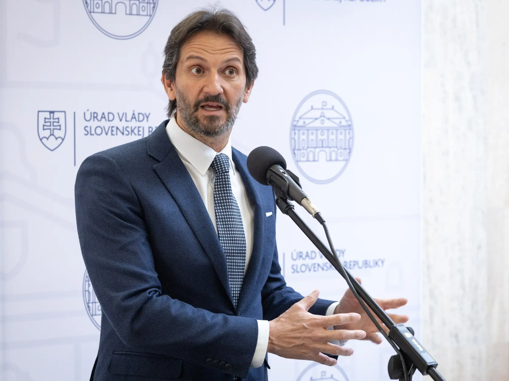 74. schôdza vlády SR. Na snímke je Robert Kaliňák, minister obrany SR.