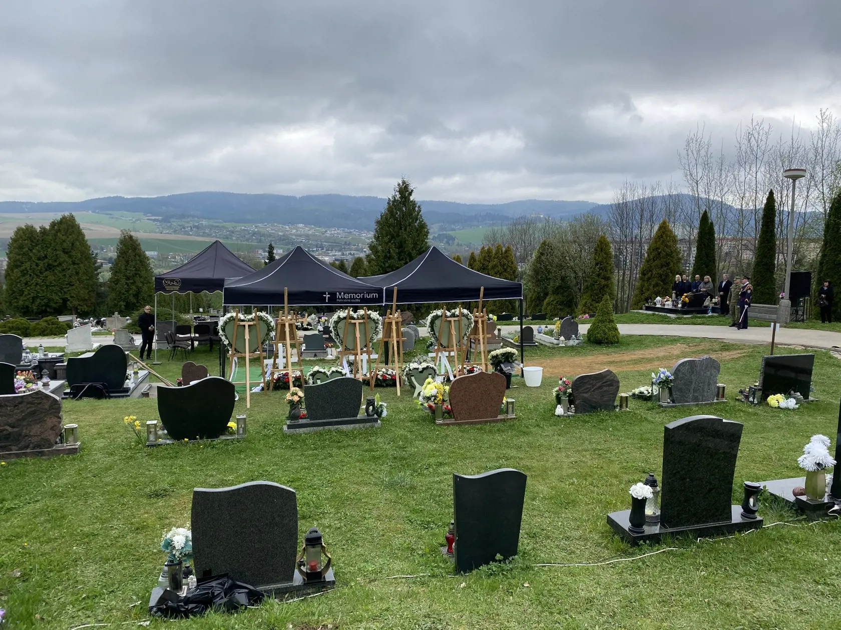 Pohreb troch obetí tragickej havárie pri Spišskej Kapitule v sobotu 6. 4. 2024.
