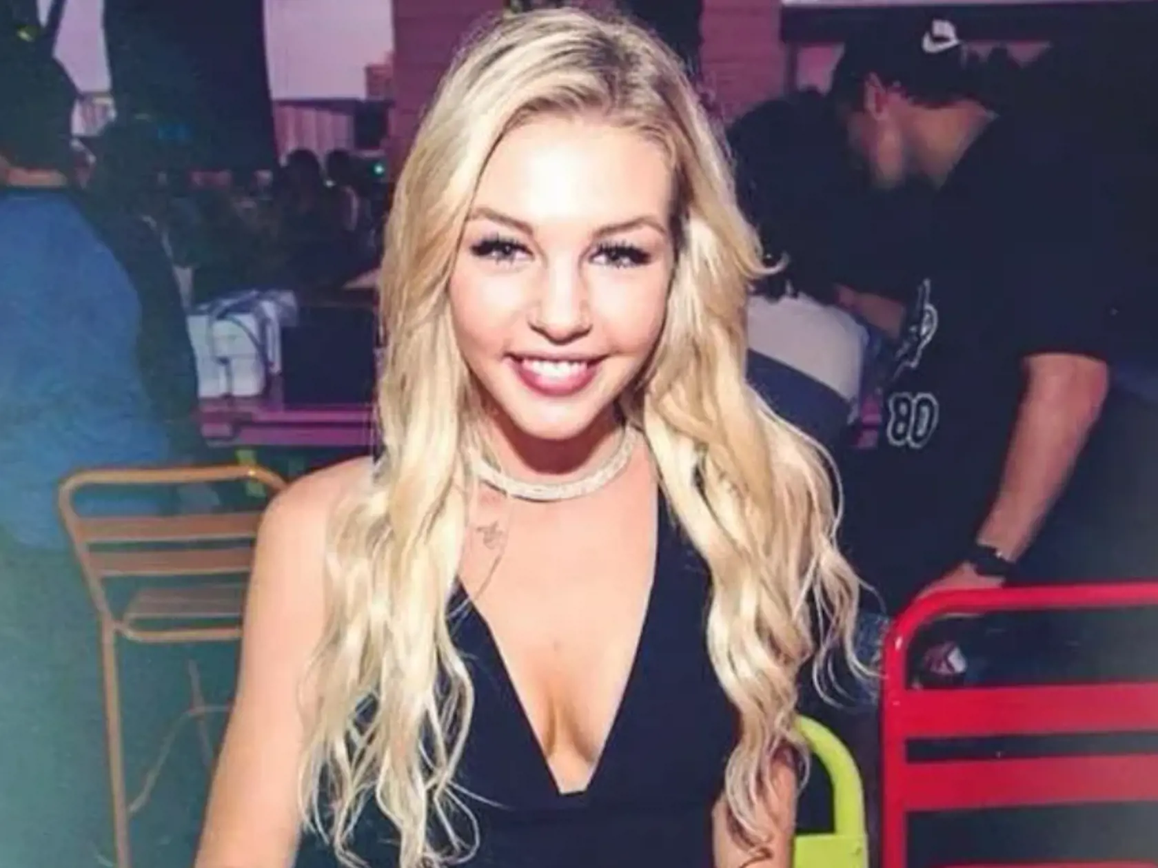 Amber Luke pred premenou.