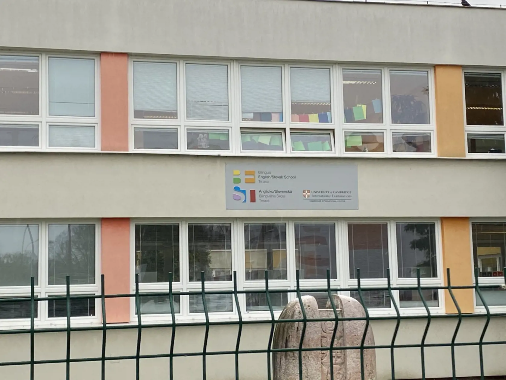 Škola, kam chodia Matovičove dcéry by sa mala otvoriť už 7.12. TAKTO to tam vyzeralo pred jej otvorením!