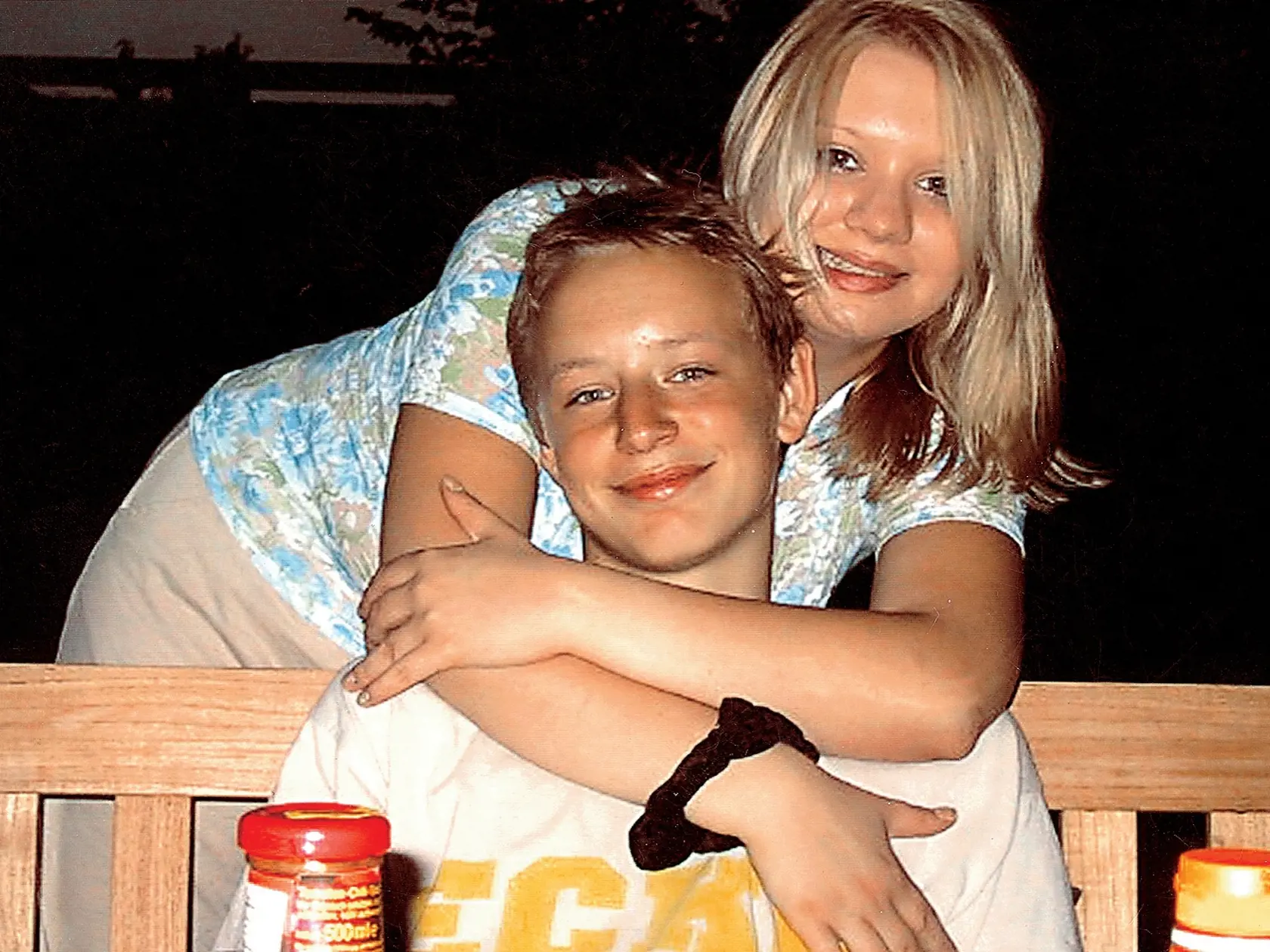 Jana Nagyová- Pulm, herečka, seriál Arabela, princezná Arabela, syn Harald,  dcéra Jana
foto : archív J. N.
uverejnené Šarm 37/2006
pôvodný súbor:Nagyova_2.eps