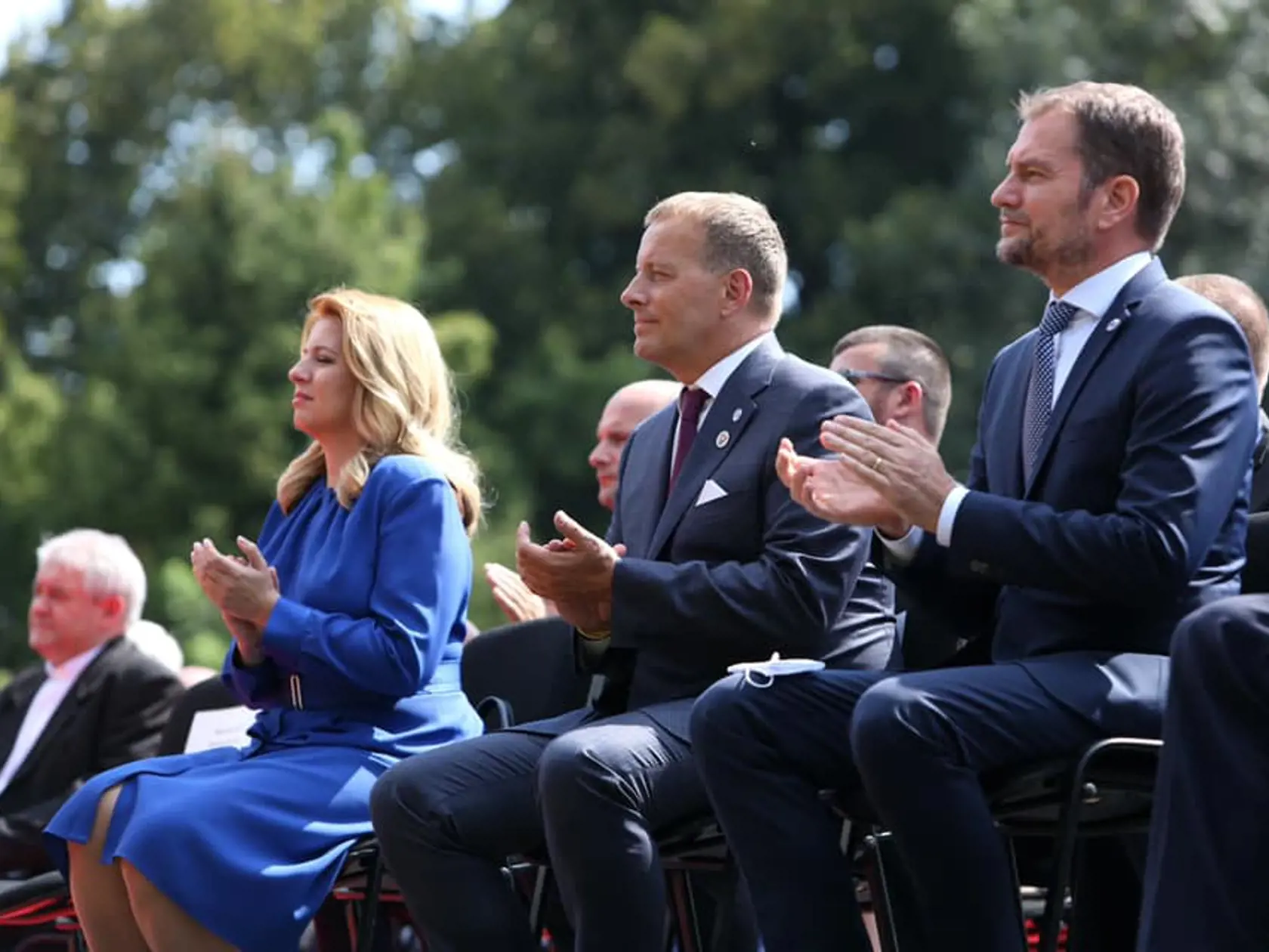 Výzva štrnástich sudcov bola adresovaná prezidentke Zuzane Čaputovej, vláde SR, Národnej rade SR a predsedovi Súdnej rady SR Jánovi Mazákovi a to z dôvodu, aby nepošliapavali odkaz demokracie a aby sa vrátili k rešpektovaniu myšlienok právneho štátu.