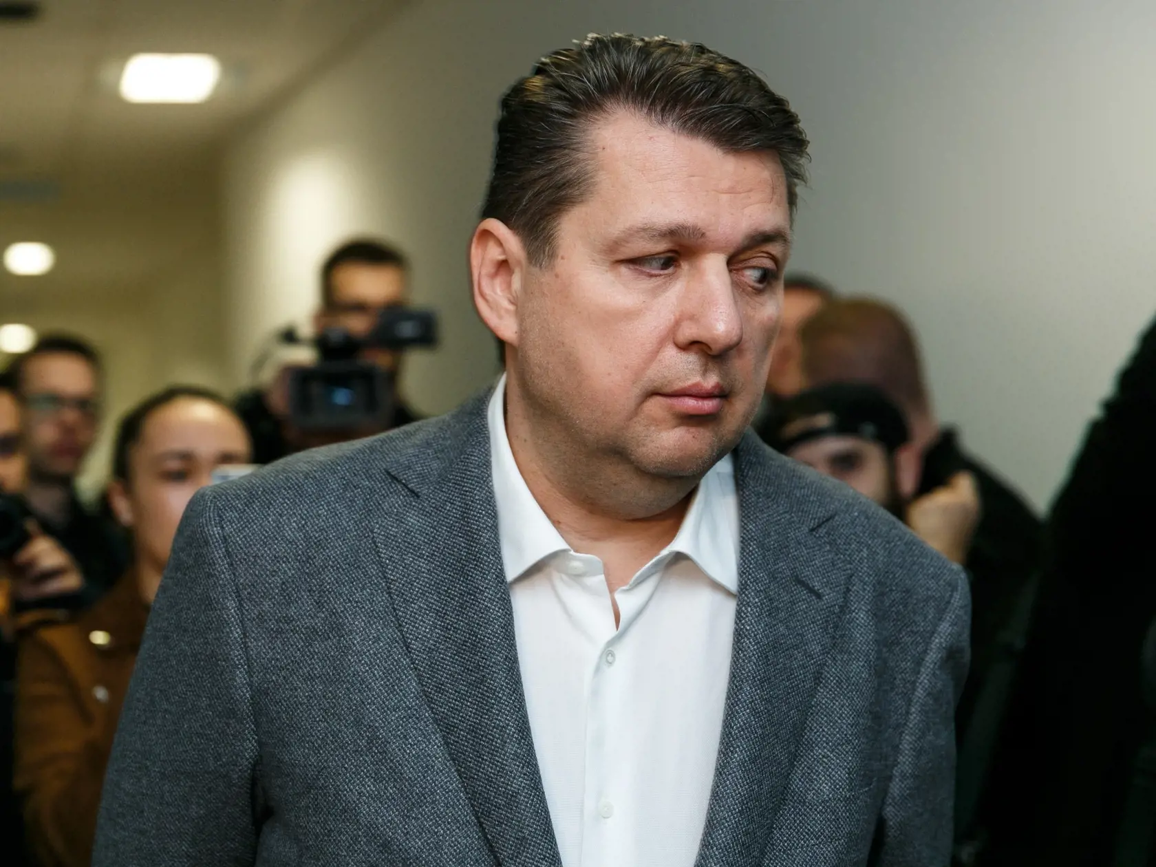 Podnikateľ Ladislav Bašternák je vinný zo spáchania zločinu neodvedenia dane a poistného, za čo dostal nepodmienečný päťročný trest odňatia slobody.