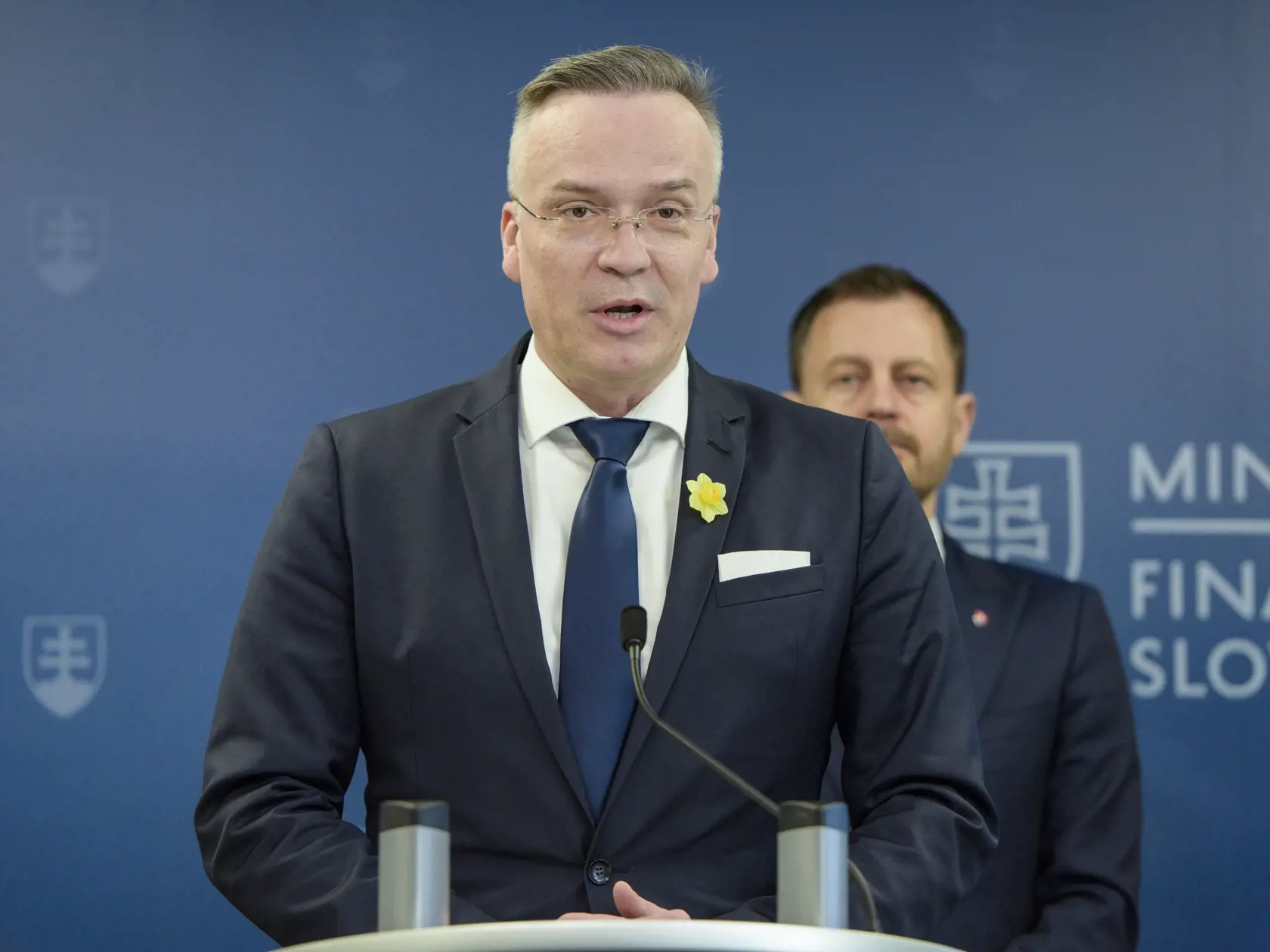Marcel Klimek pôsobil ako štátny tajomník ministerstva financií vo vládach Igora Matoviča a Eduarda Hegera.
