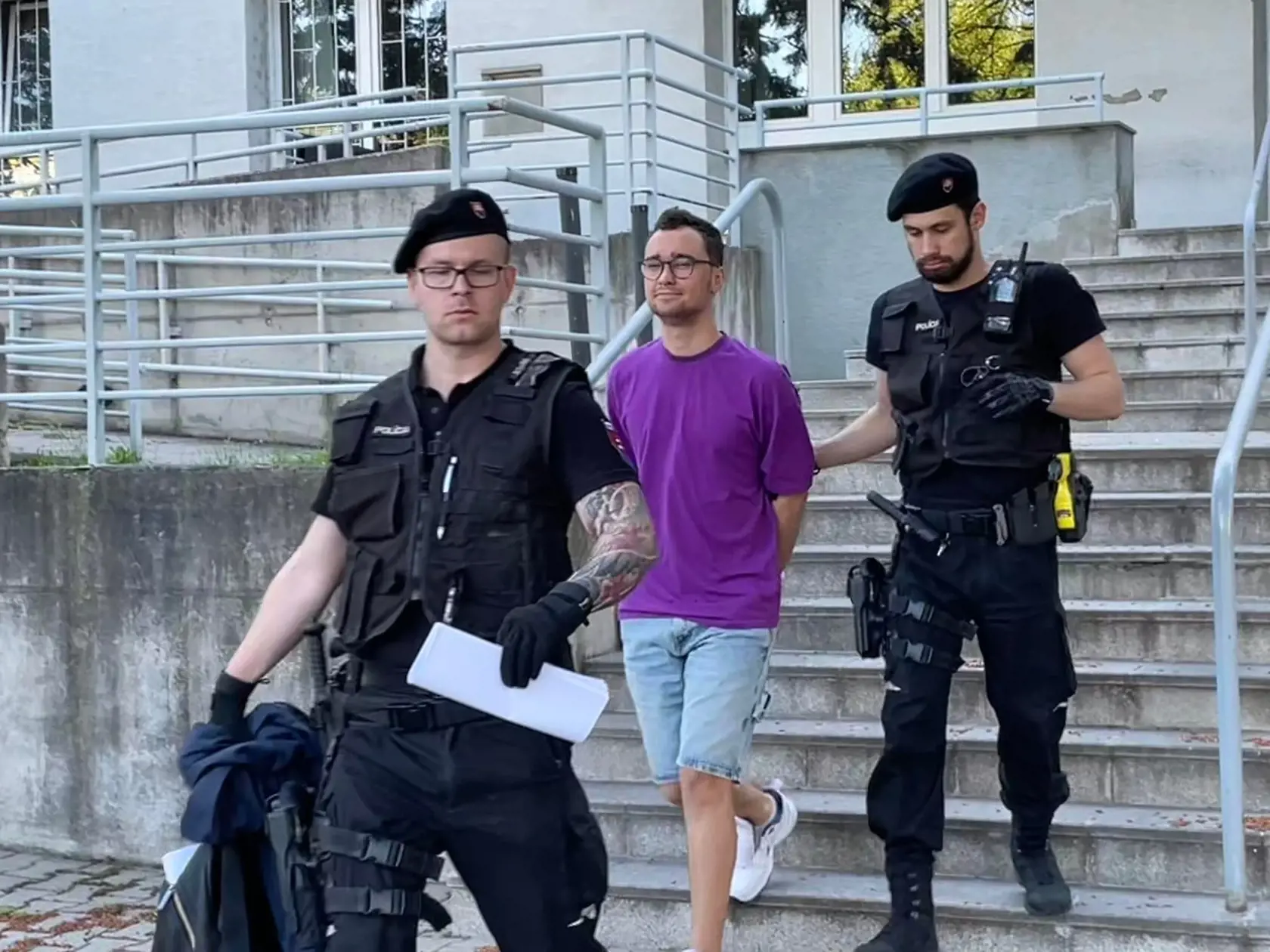 Pri odchode mal úsmev na perách.