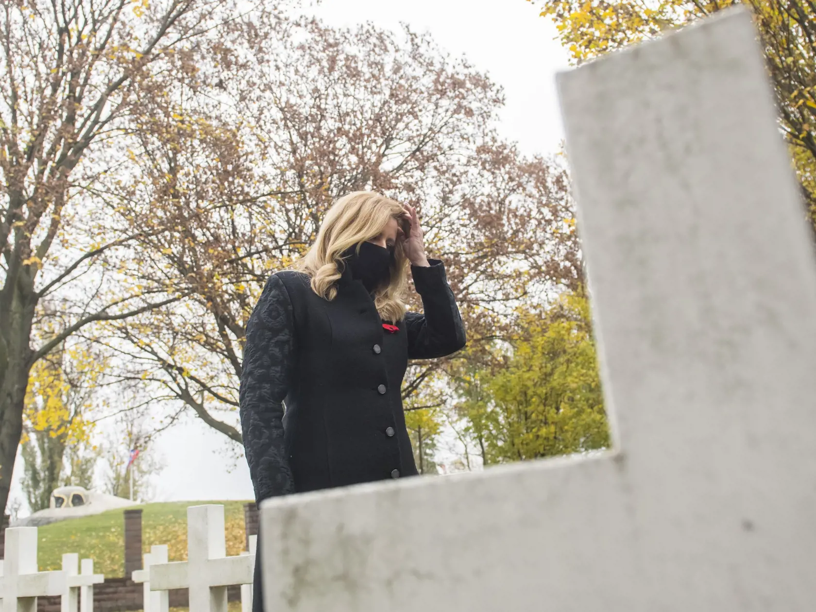 Dilema pred ktorú nás stavia premiér je podľa nej falošná. Premiér by mal zvážiť či riešenie pandémie neodovzdá do rúk iného člena vlády.  "Úloha premiéra je omnoho komplexnejšia," podotkla v relácii. 
FOTO TASR - Martin Baumann