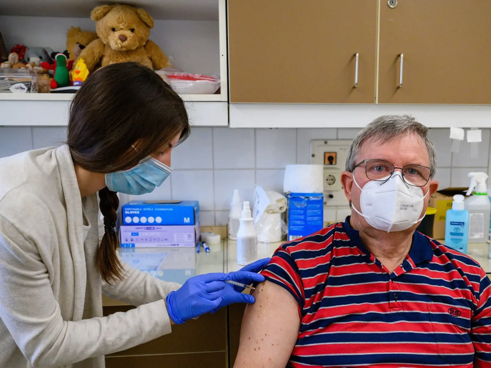V Maďarsku sa situácia opäť pomaly zhoršuje. Stúpajú hospitalizácie, počet nakazených aj obete covidu.