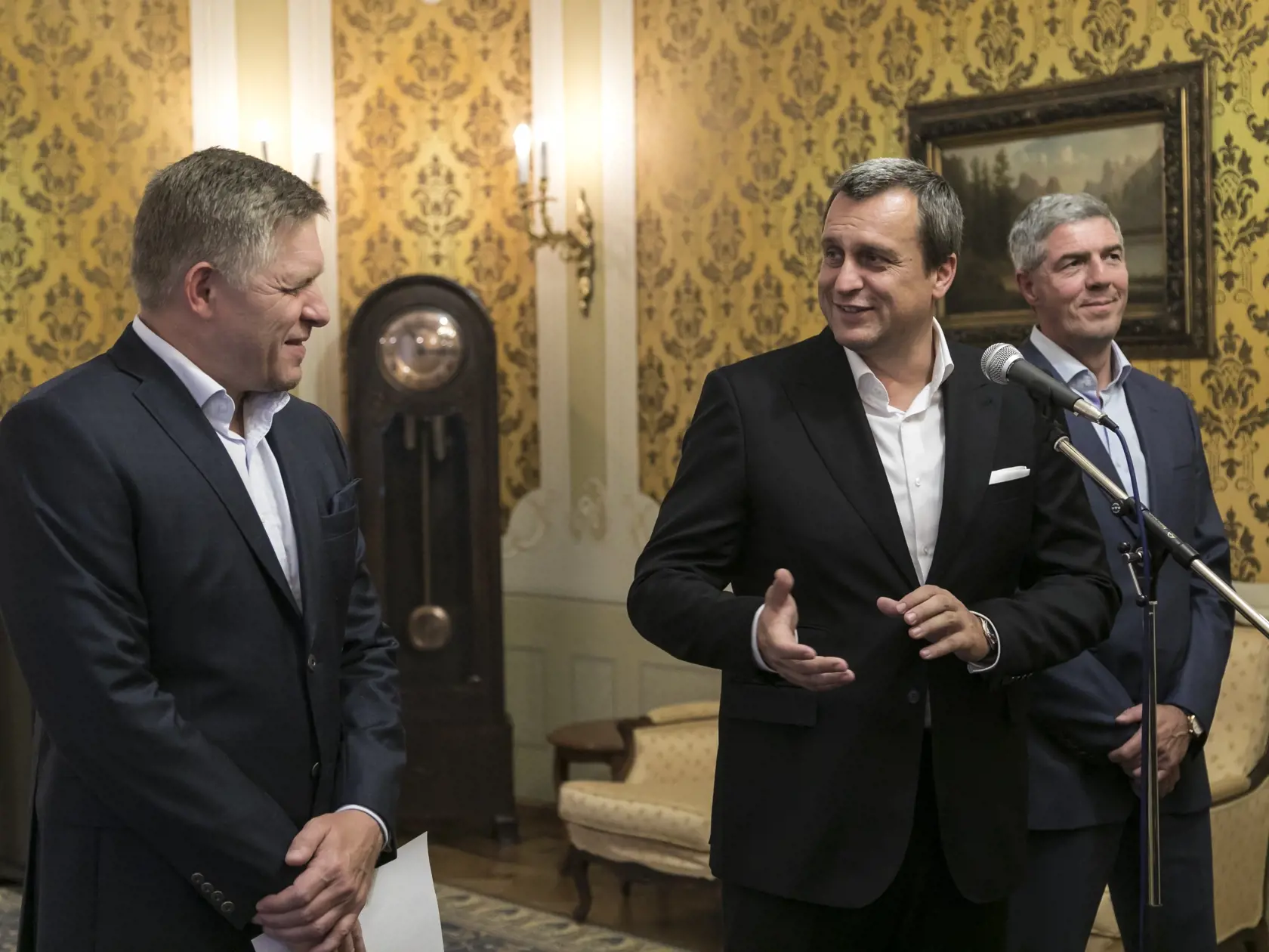 Žiadra kríza podľa Fica nebola. Nazval to iba komunikačnou krízou, ktorá vznikla jeho rozhodnutím pri odvolaní ministra Plavčana.