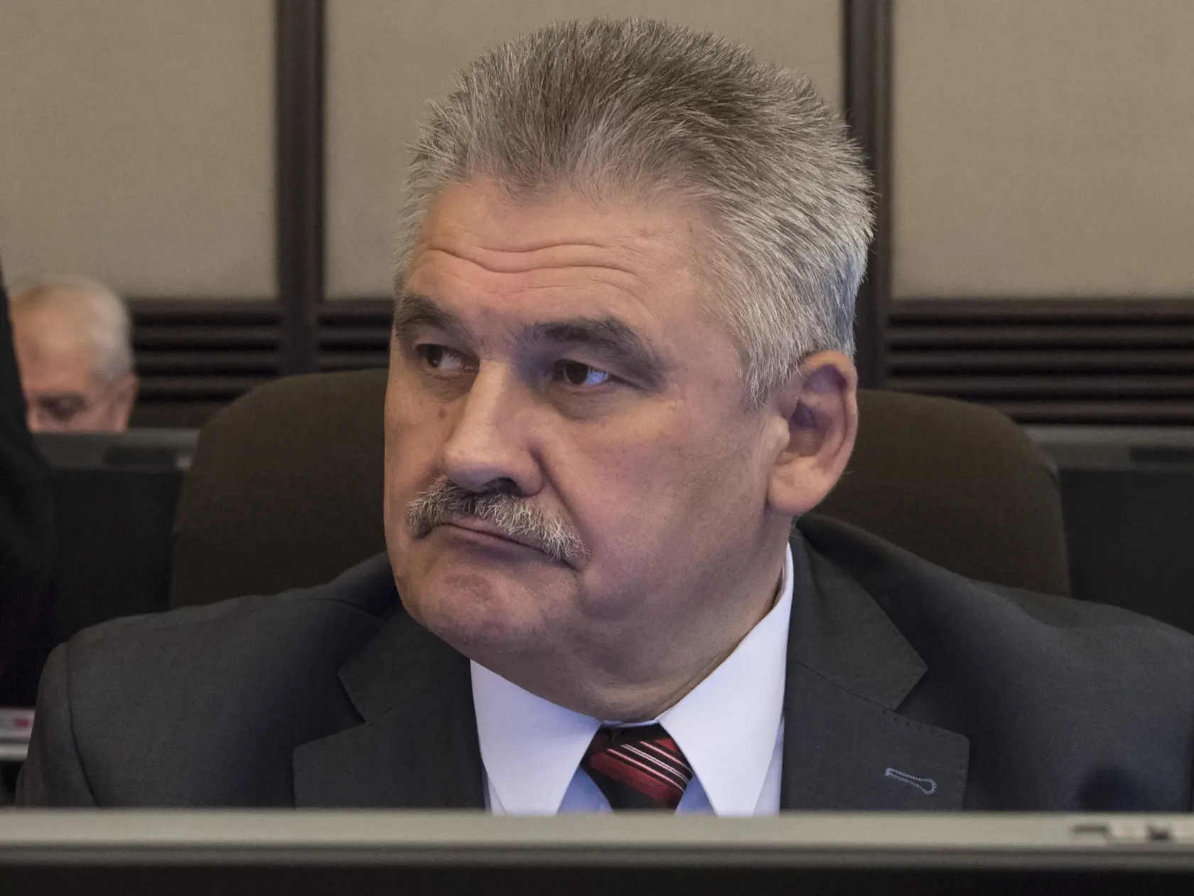 Minister Richter minulý týždeň čelil odvolávaniu.