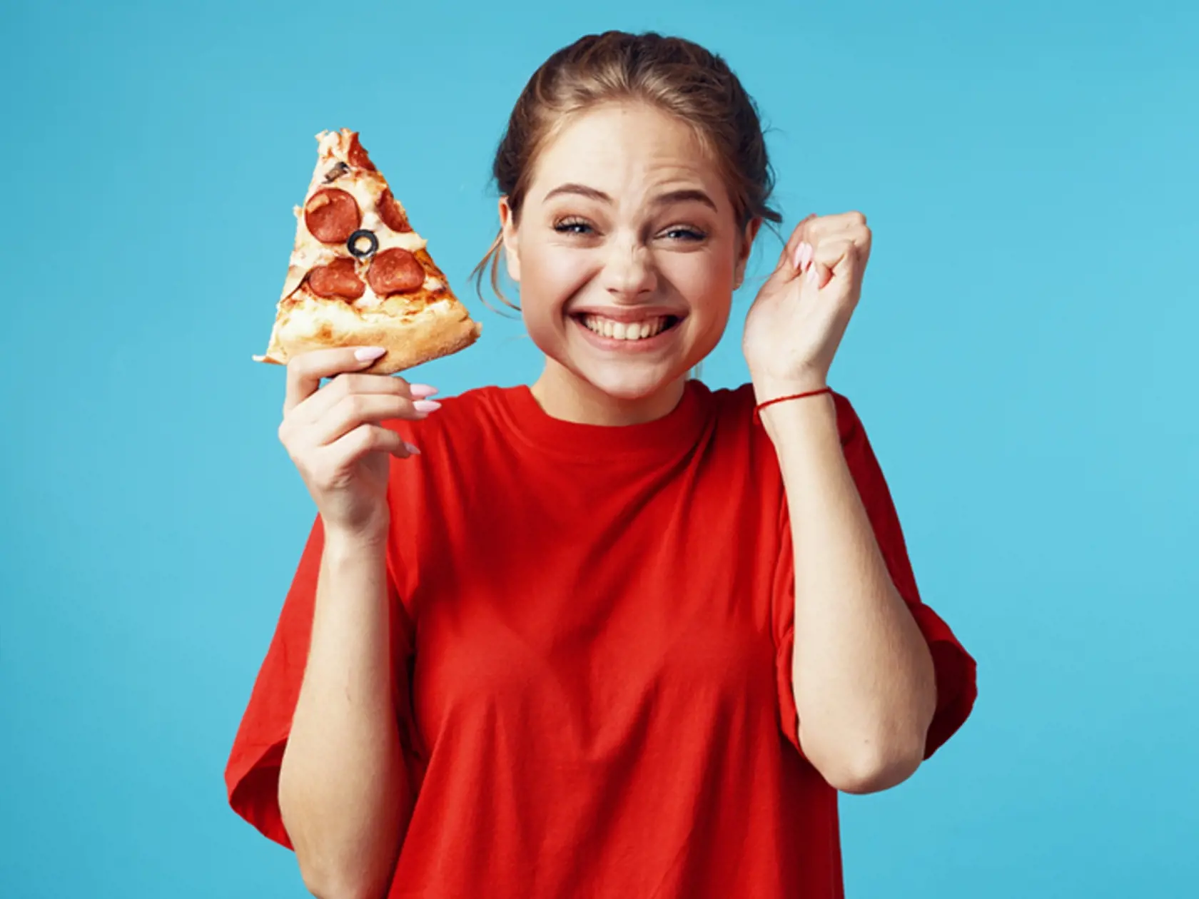 Ani vy nedokážete odolať hamburgerom, hranolčekom, pizze alebo čipsom?