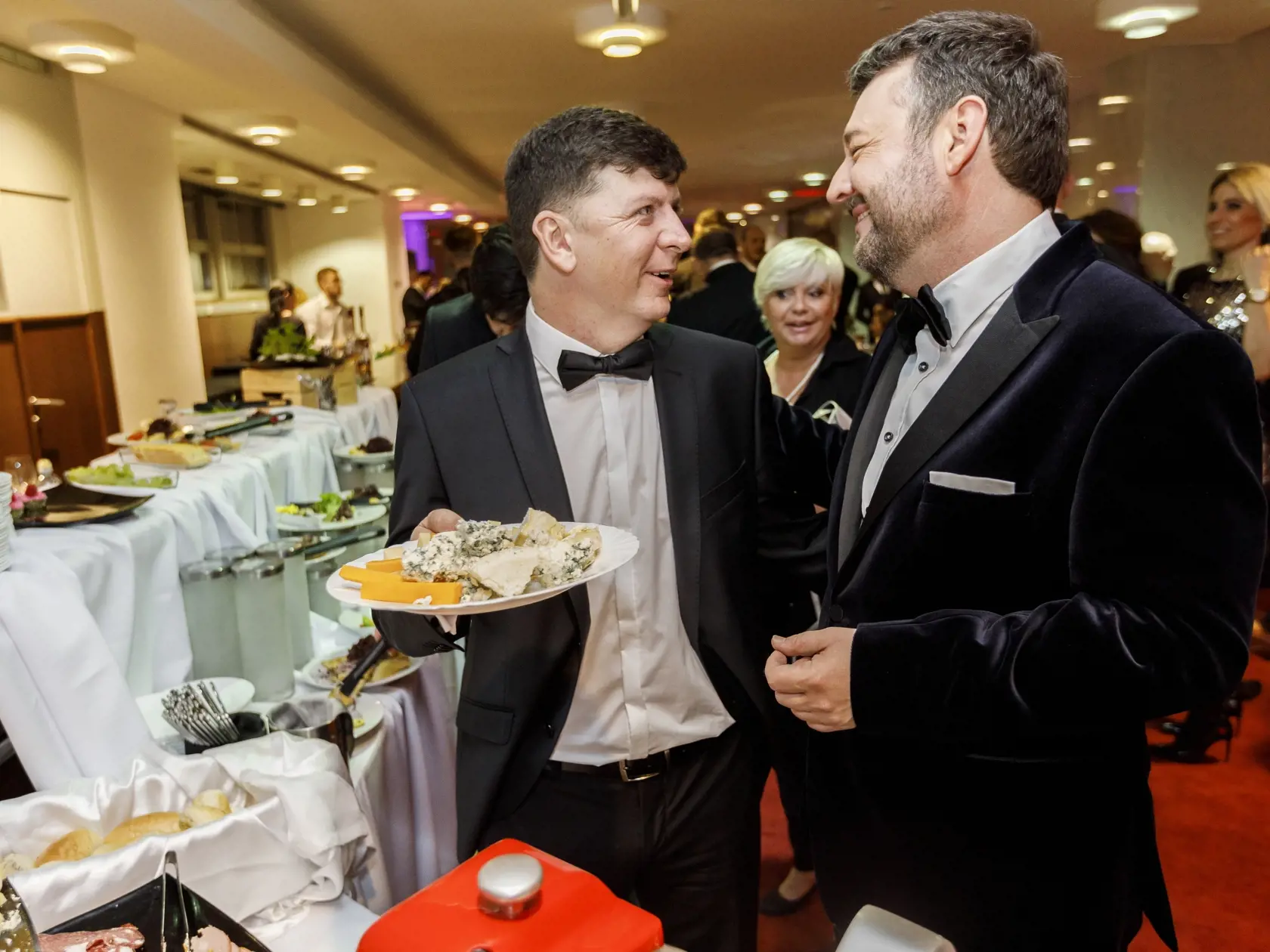 Na snímke počas párty po skončení priameho prenosu z galavečera OTO 2019. Na snímke Andrej Bičan a Michal Hudák.