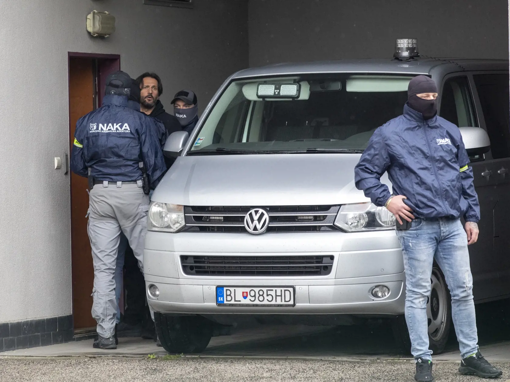 Špecializovaný trestný súd v Pezinku nedávno rozhodoval o väzbe exministra vnútra Roberta Kaliňáka.