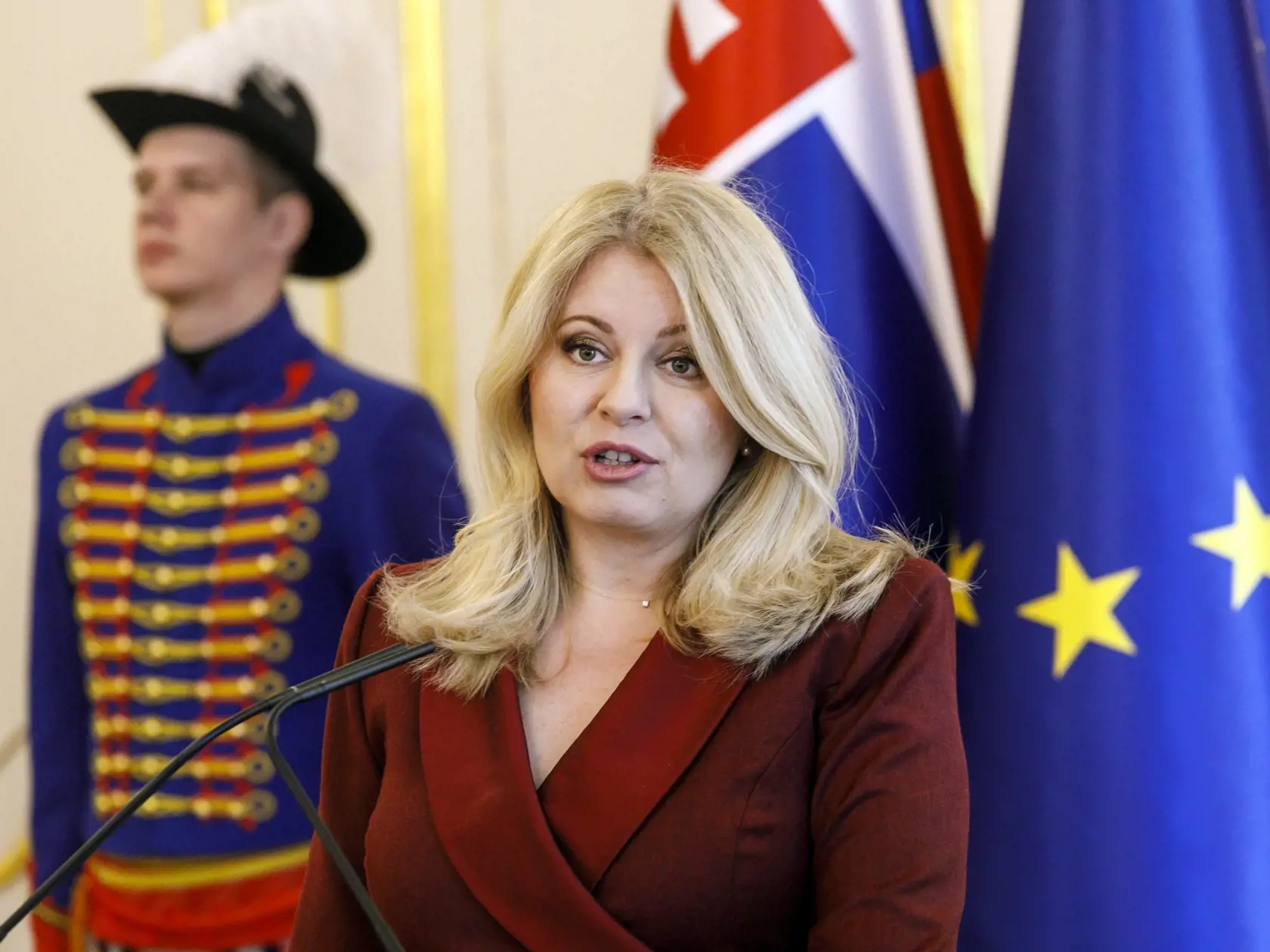 Prezidentka SR Zuzana Čaputová počas príhovoru v rámci prijatia zástupcov Slovenského Červeného kríža pri príležitosti Svetového dňa Červeného kríža a Červeného polmesiaca v Bratislave 14. mája 2024. FOTO TASR - Dano Veselský