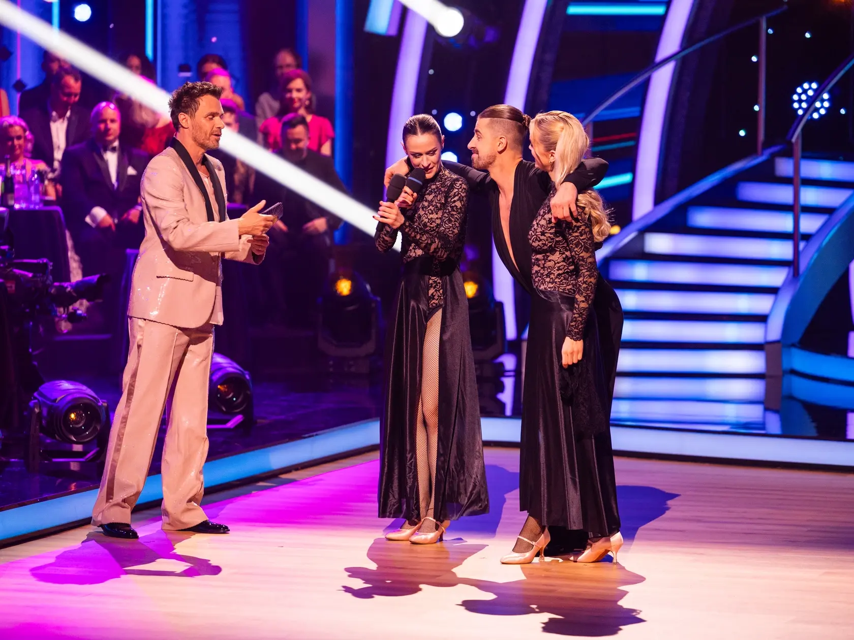 Leoš Mareš, Peter Sagan, Eliška Lenčešová a Anna Jakab Rakovská počas deviateho kola Let's dance 2025.