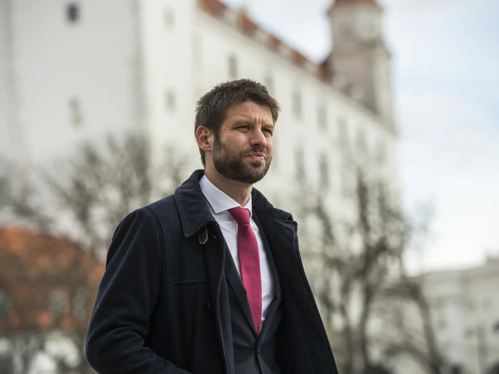 Na snímke predseda strany Progresívne Slovensko a podpredseda Európskeho parlamentu Michal Šimečka počas tlačovej konferencie k parlamentným voľbám v Bratislave v stredu 1. februára 2023.