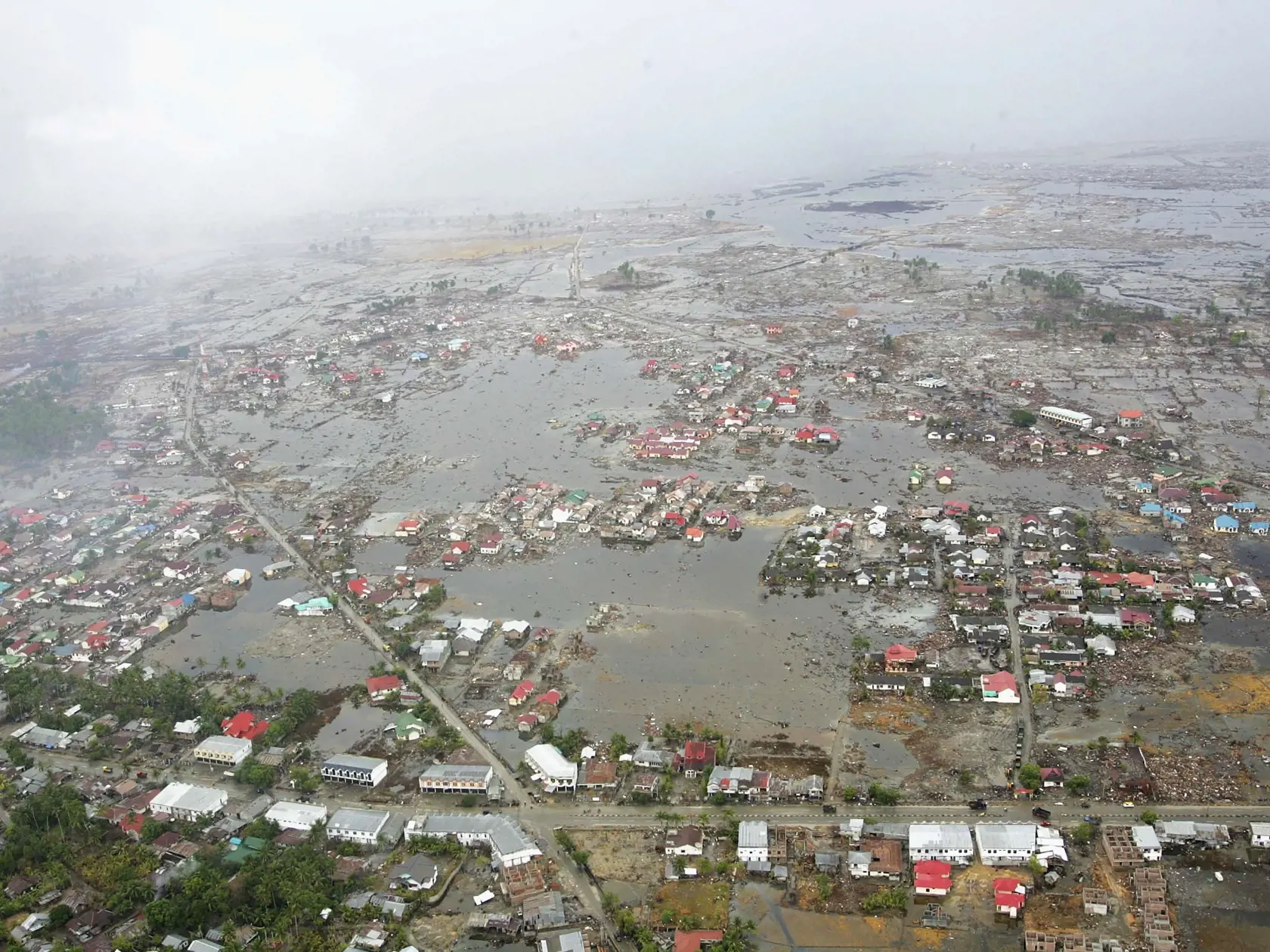 Ničivé tsunami z roku 2004, ktoré zasiahlo Indonéziu.