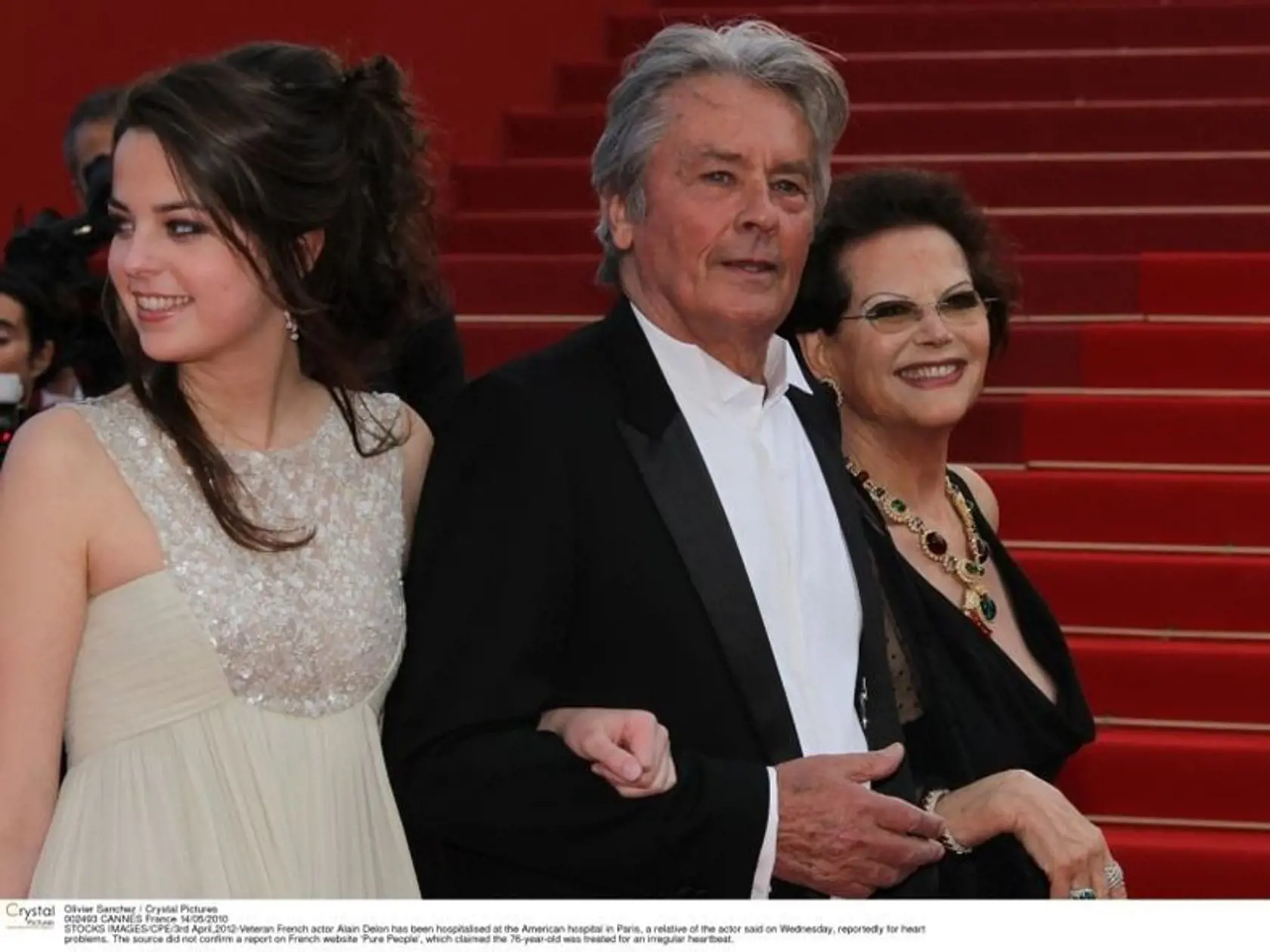 Alain Delon skončil v nemocnici.
