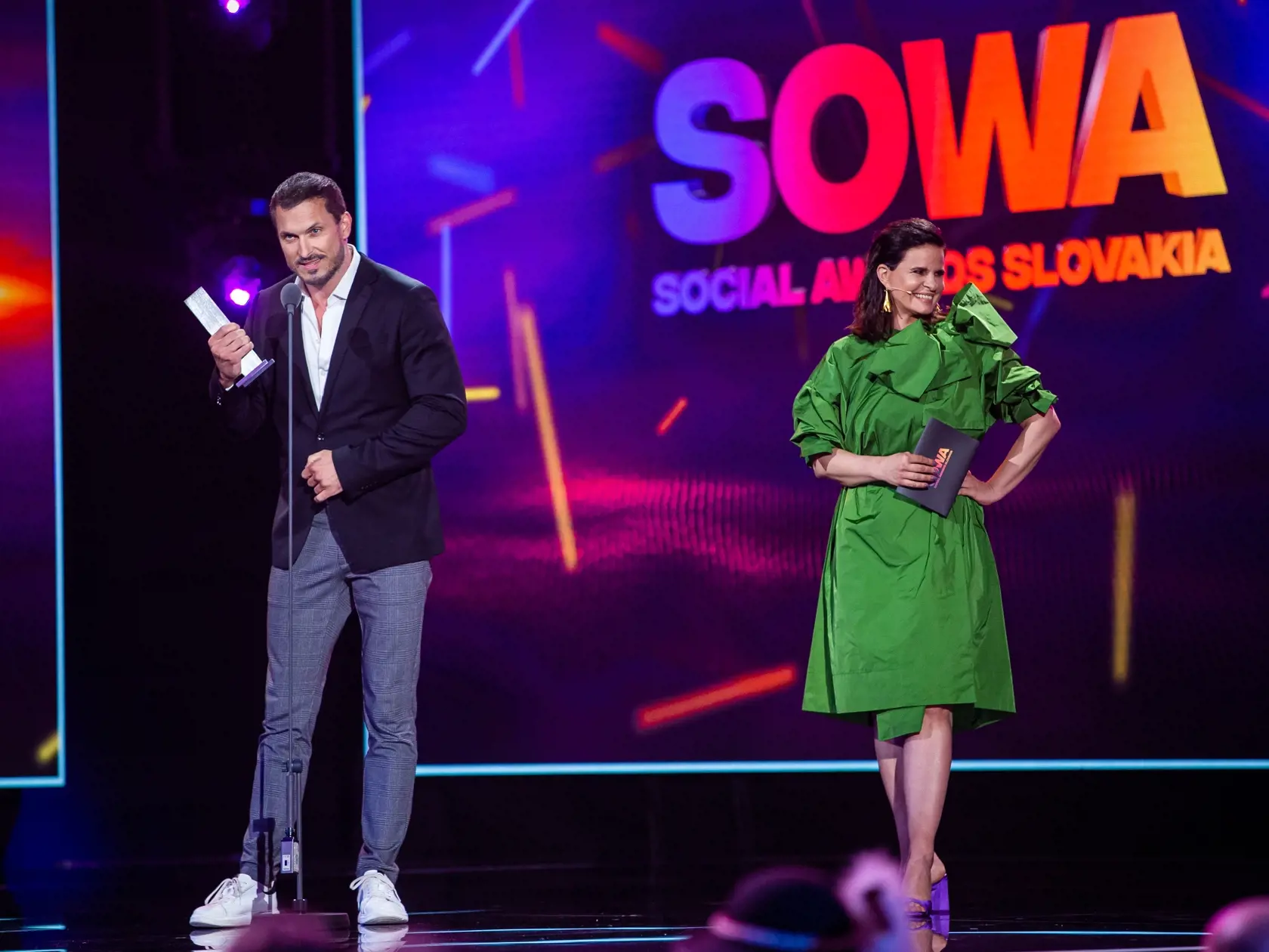 Galavečer Social Awards Slovakia "SOWA" v Bratislave. Na snímke Zuzana Fialová a Ján Koleník.