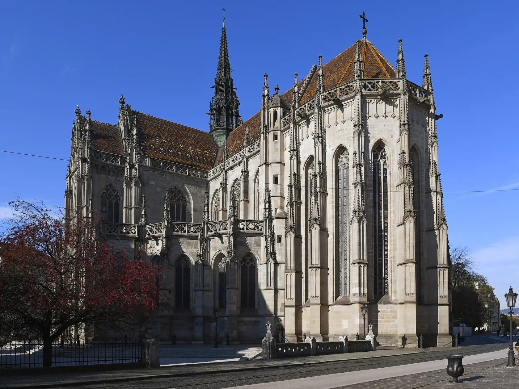 Na snímke Dóm sv. Alžbety na Hlavnej ulici v Košiciach 10. novembra 2020. FOTO TASR – Milan Kapusta
