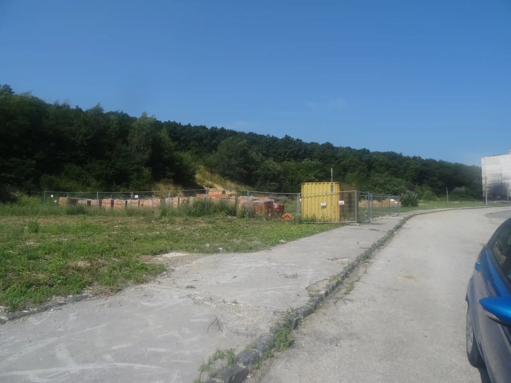 Na Lunik IX neobvyklá pokojná atmosféra. Podpísalo sa pod ňu veľké teplo.