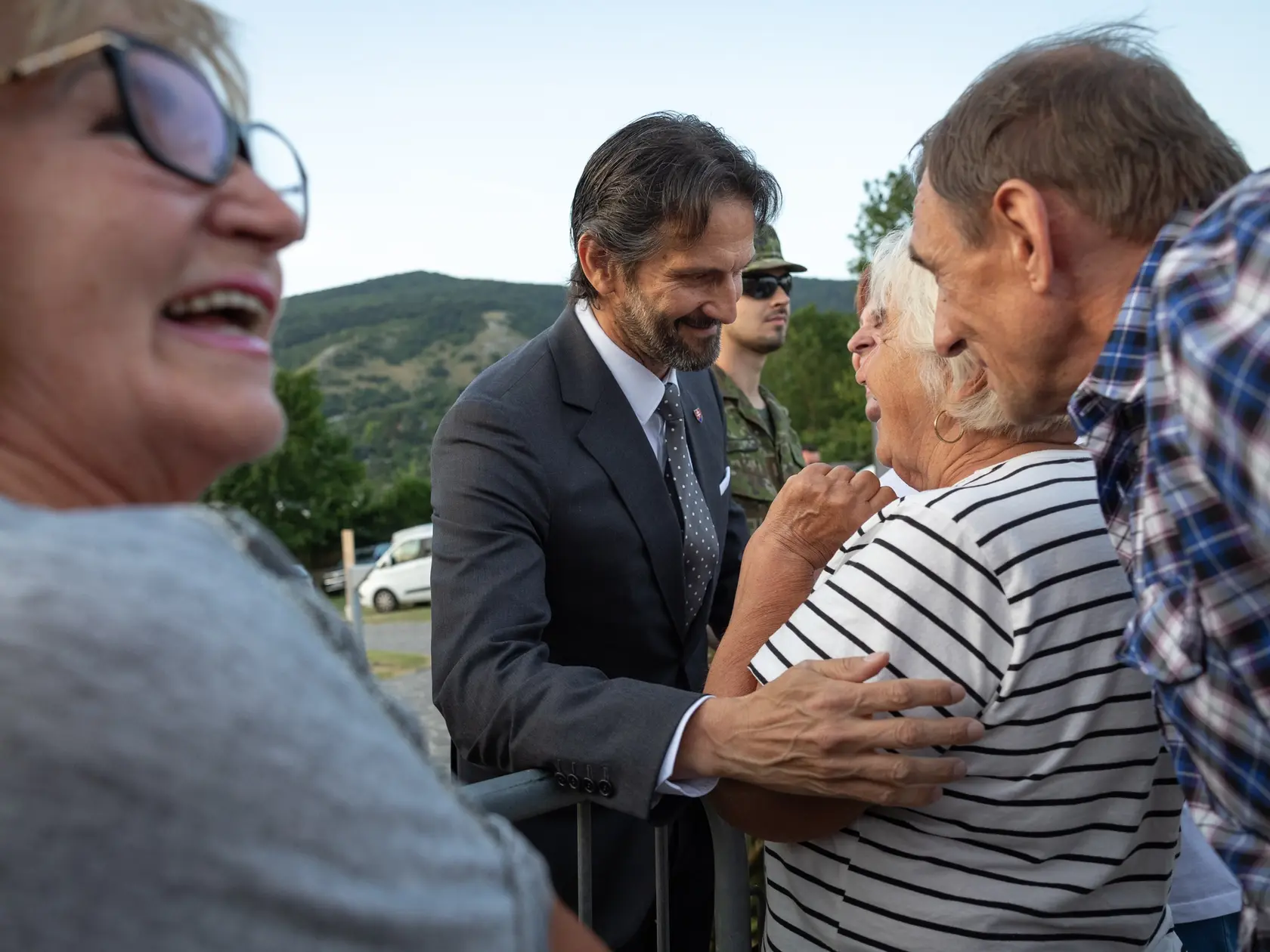 Na sviatok svätého Cyrila a Metoda sa na hrade Devín v Bratislave konali tradičné cyrilo-metodské oslavy. Pre návštevníkov bol počas celého dňa pripravený kultúrno-spoločenský program a viacero atrakcií. Večerný program bol vyhradený pre predstaviteľov štátu a pozvaných hostí. Na snímke je Robert Kaliňák.