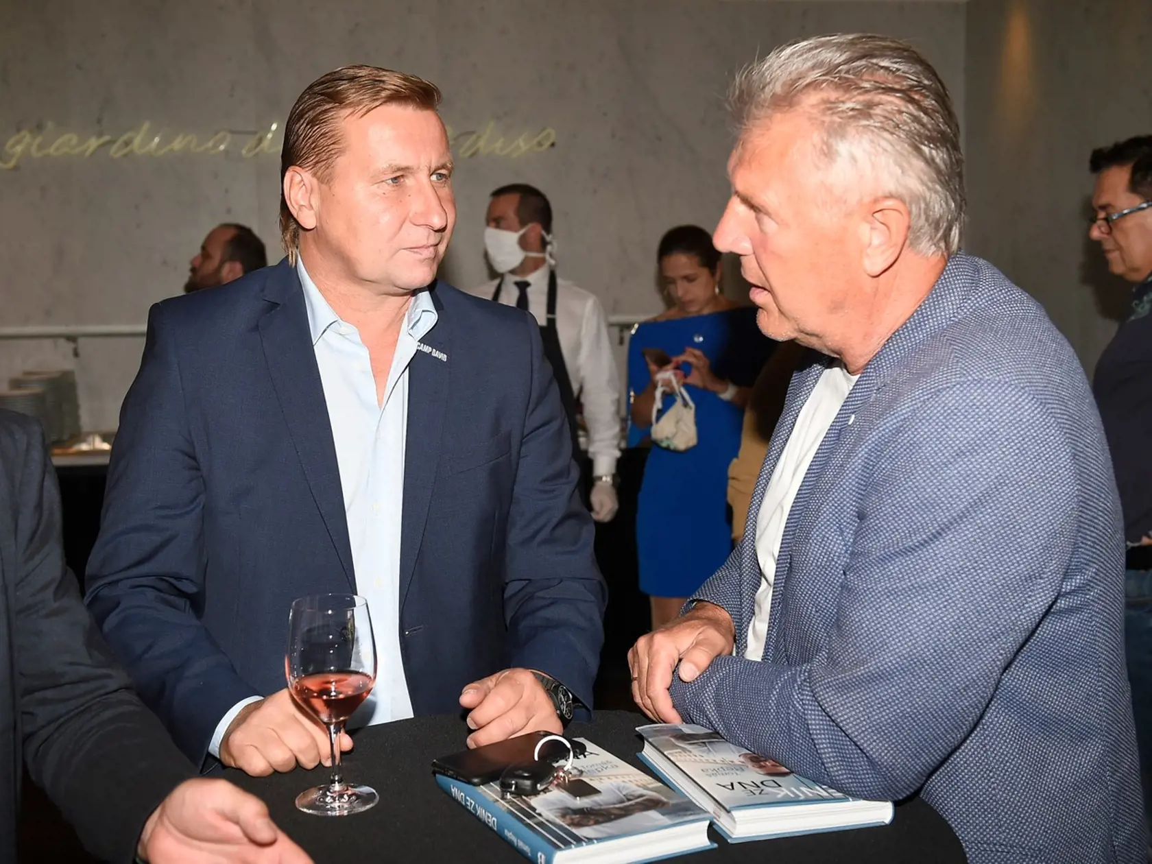 Legendy pražskej Sparty Horst Siegl (vľavo) a Jozef Chovanec.