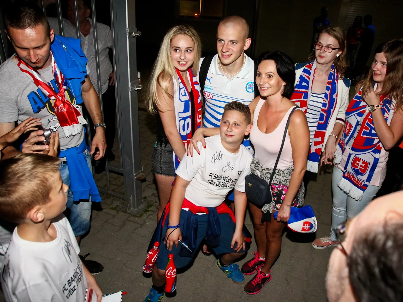 Na snimke Vladimir Weiss mladsi odchadza po skonceni kvalifikacneho zapasu C-skupiny Majstrovstiev Europy 2016 proti Macedonsku.