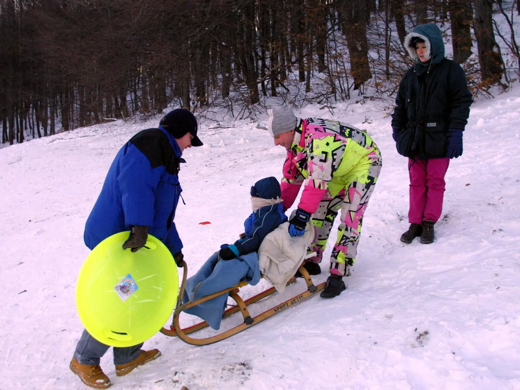Jahodna;svah, ôyze, lyzovanie, lyziar, sneh, sane, sankovanie;20.12.2007