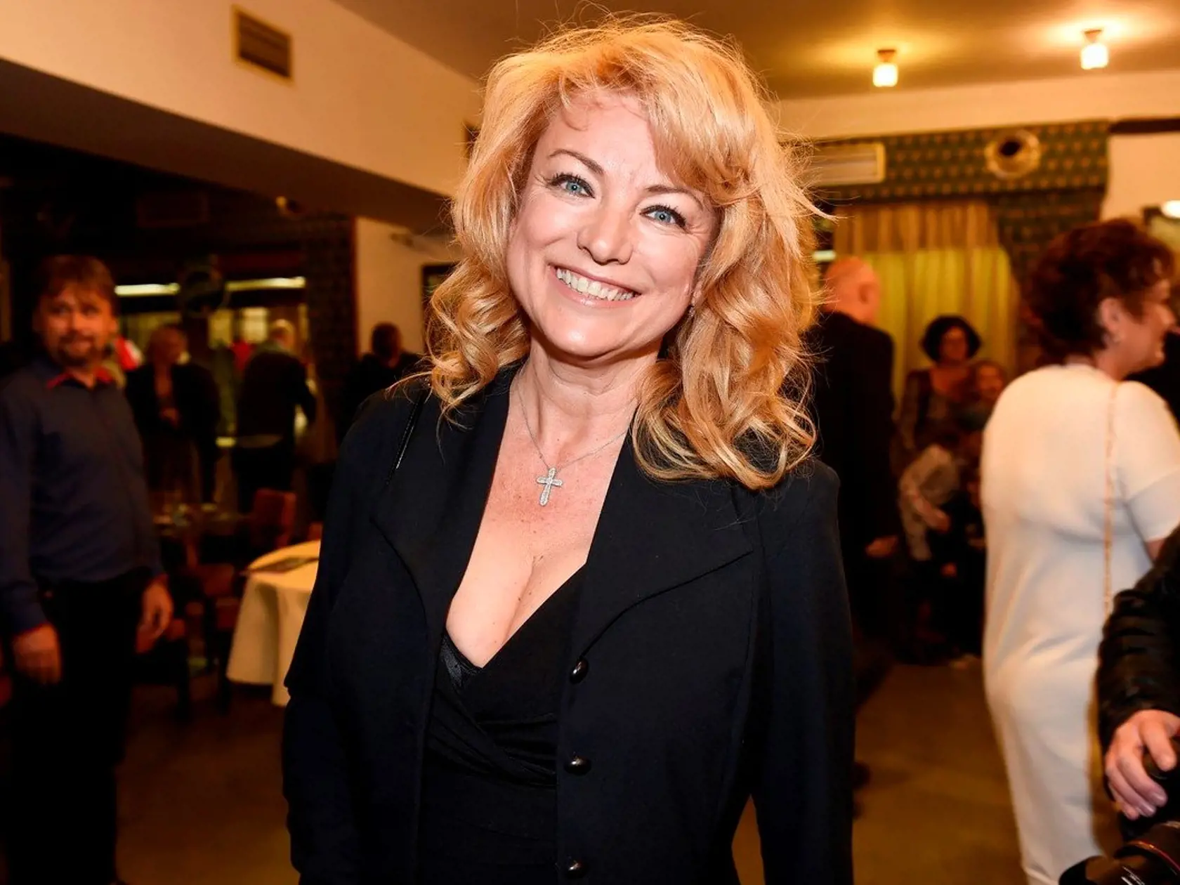 Ikonická Eva Vejmělková oslavuje významné jubileum, päťdesiat rokov. 