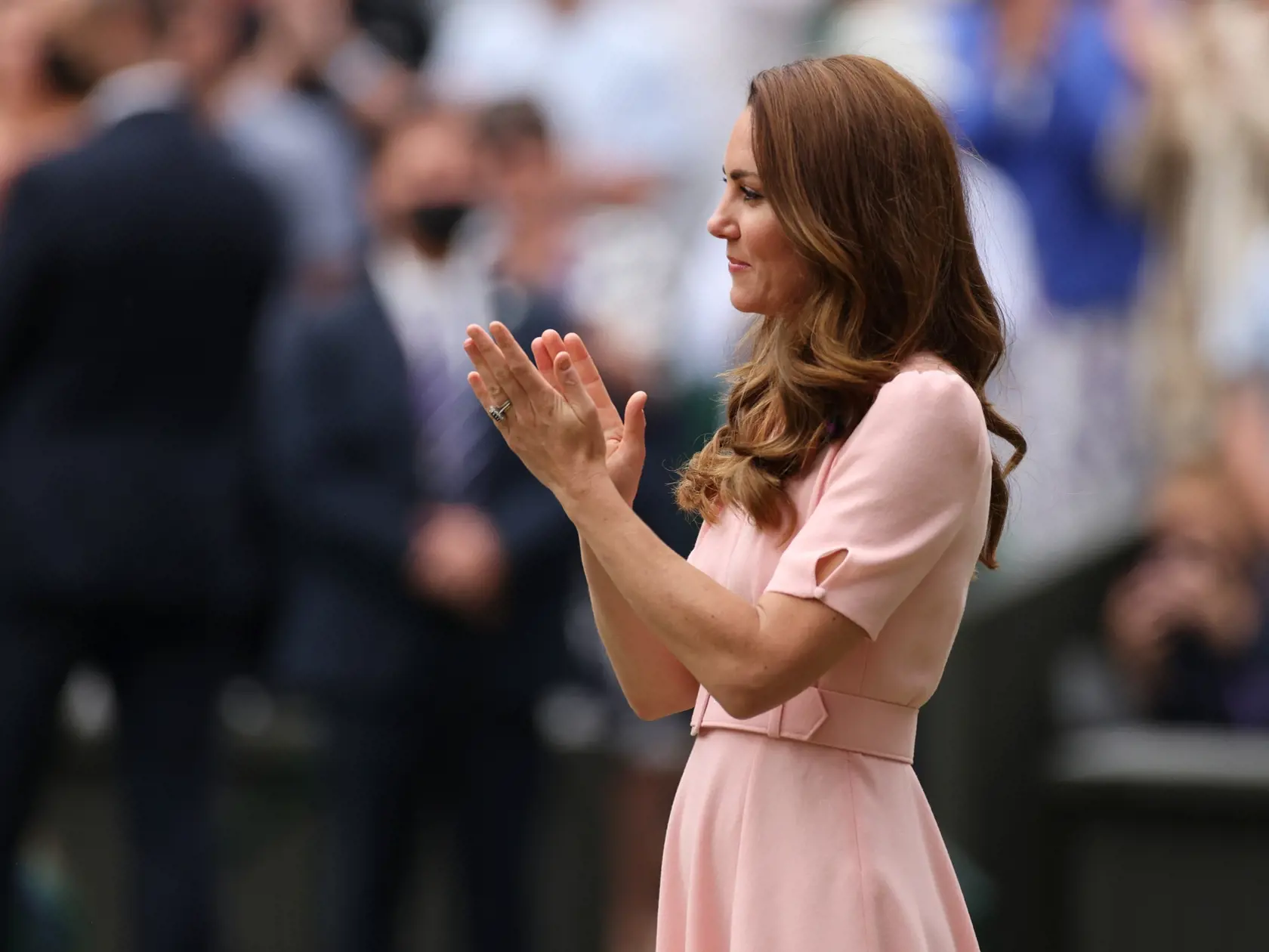 Pred futbalom vojvodkyňa Kate navštívila tenisové finále Wimbledonu medzi Novakom Djokovičom a Matteom Berrettinim.