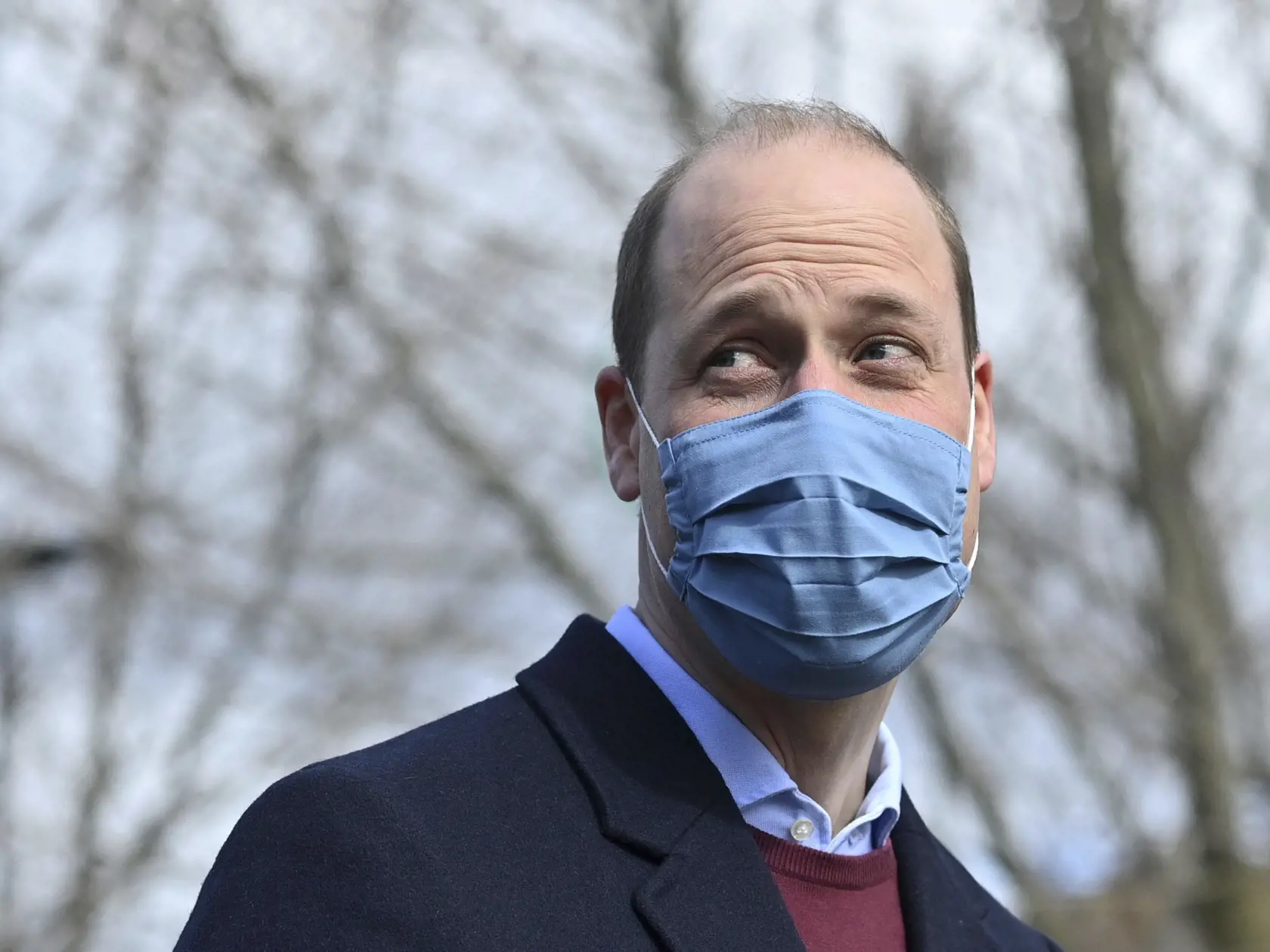 Britský princ William vo štvrtok poprel, že by kráľovská rodina bola rasistická.