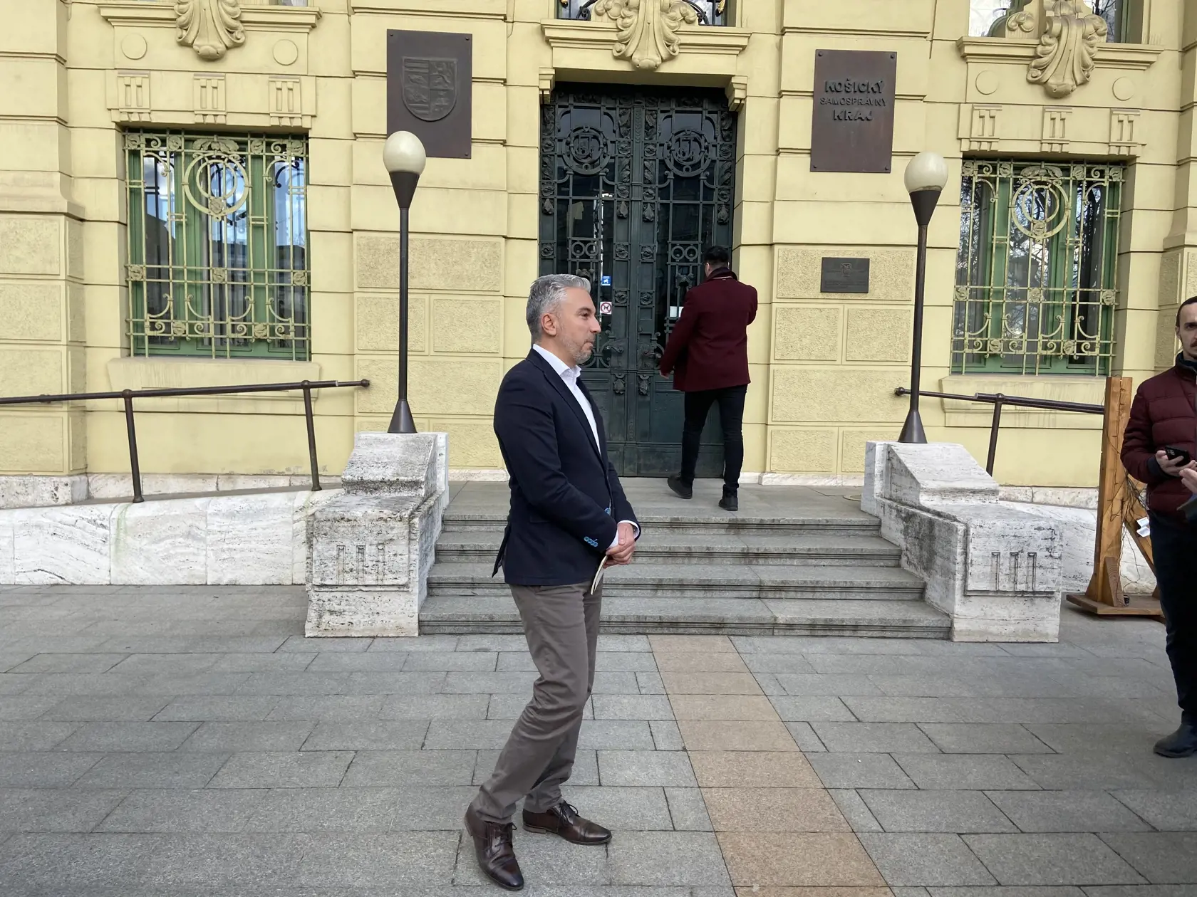 O svoju bezpečnosť sa obáva aj župan KSK Rastislav Trnka.