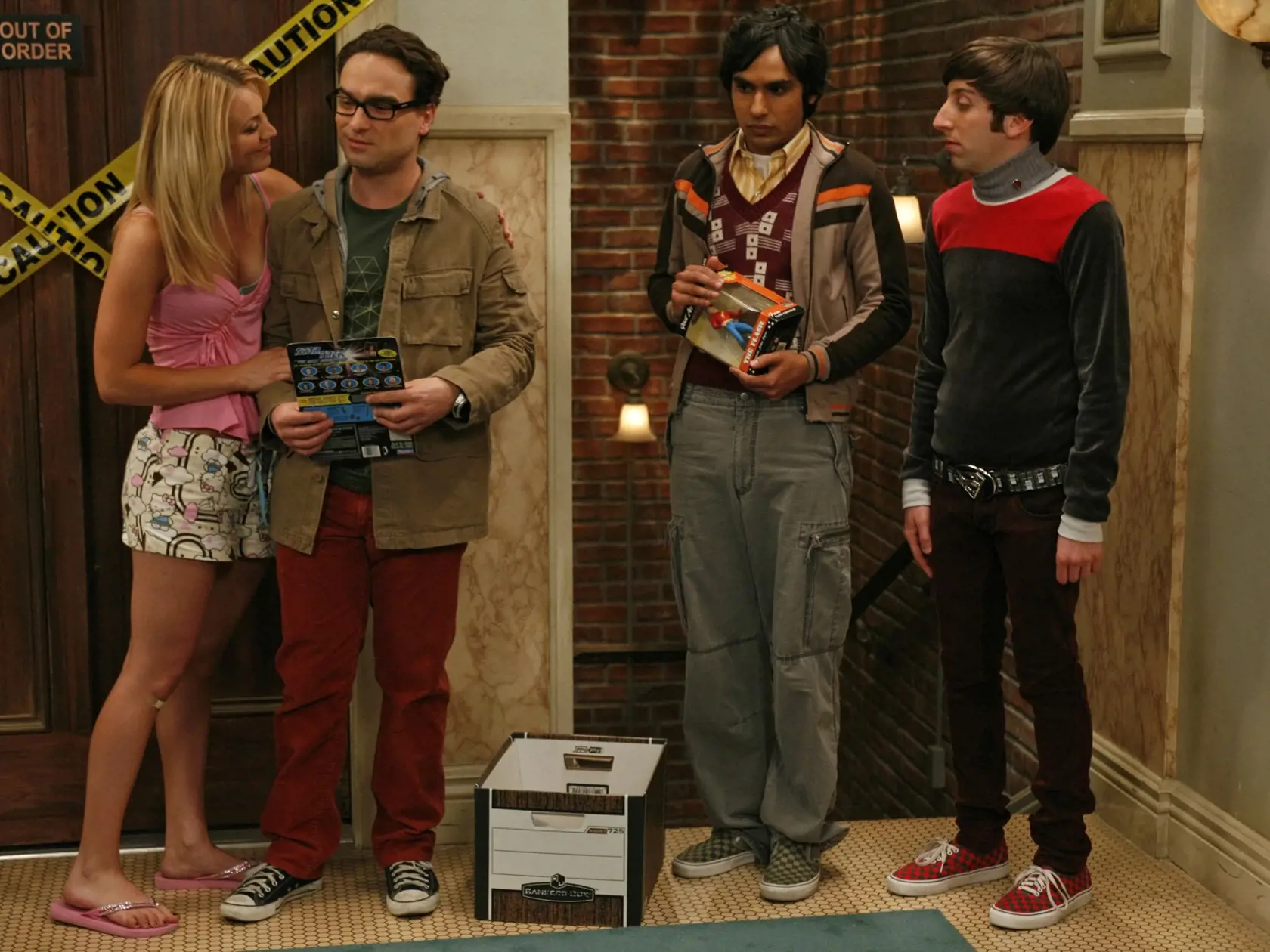 Kaley Cuoco ako Penny v seriáli Teória veľkého tresku.