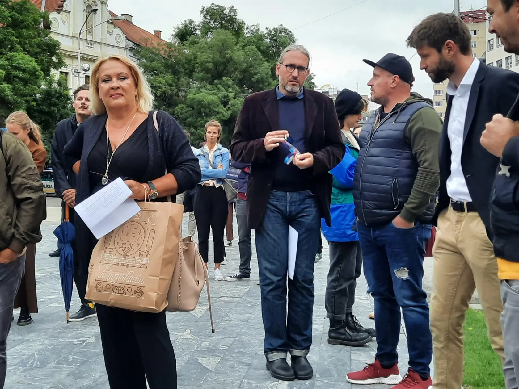 Zhromaždenie na námestí SNP: Zúčastnila sa ho aj Silvia Porubänová.