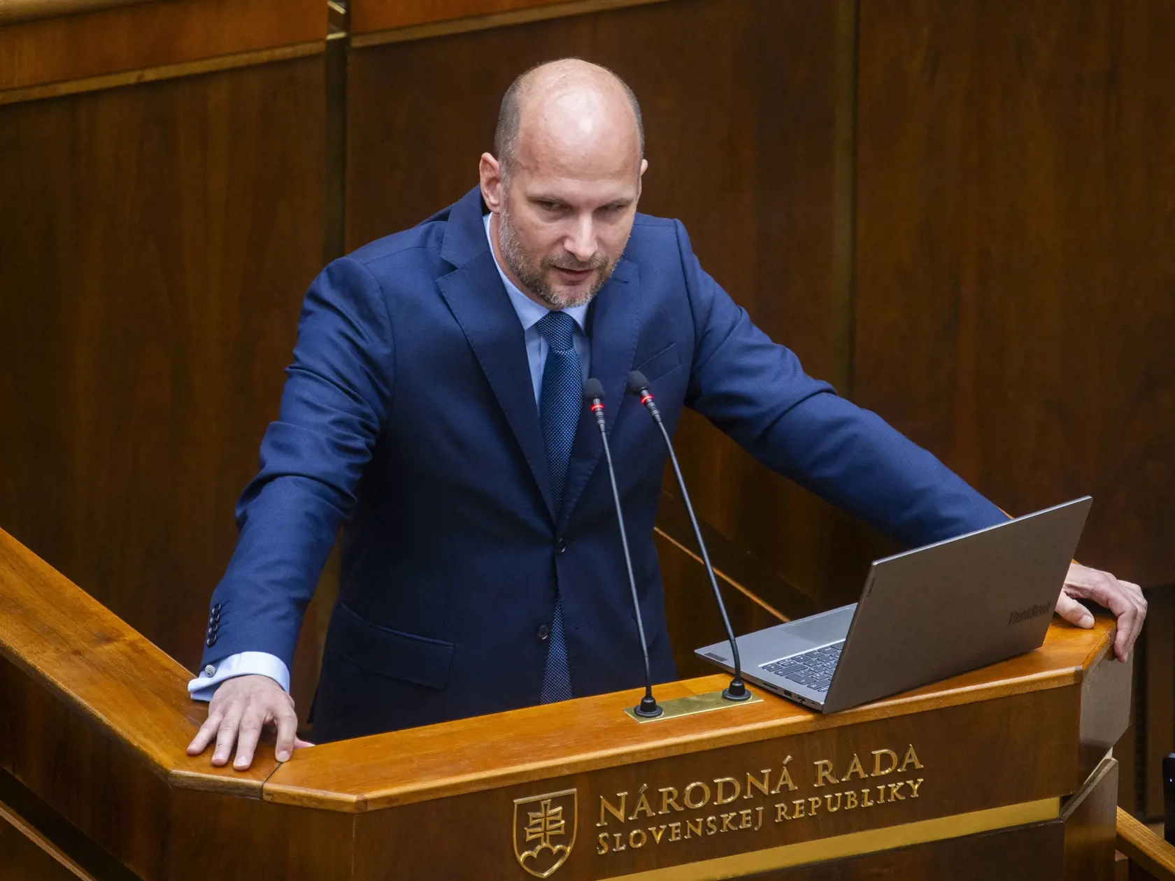 Na snímke poslanec NRSR Gábor Grendel (Slovensko) počas rokovania 12. schôdze parlamentu 30. apríla 2024 v Bratislave.