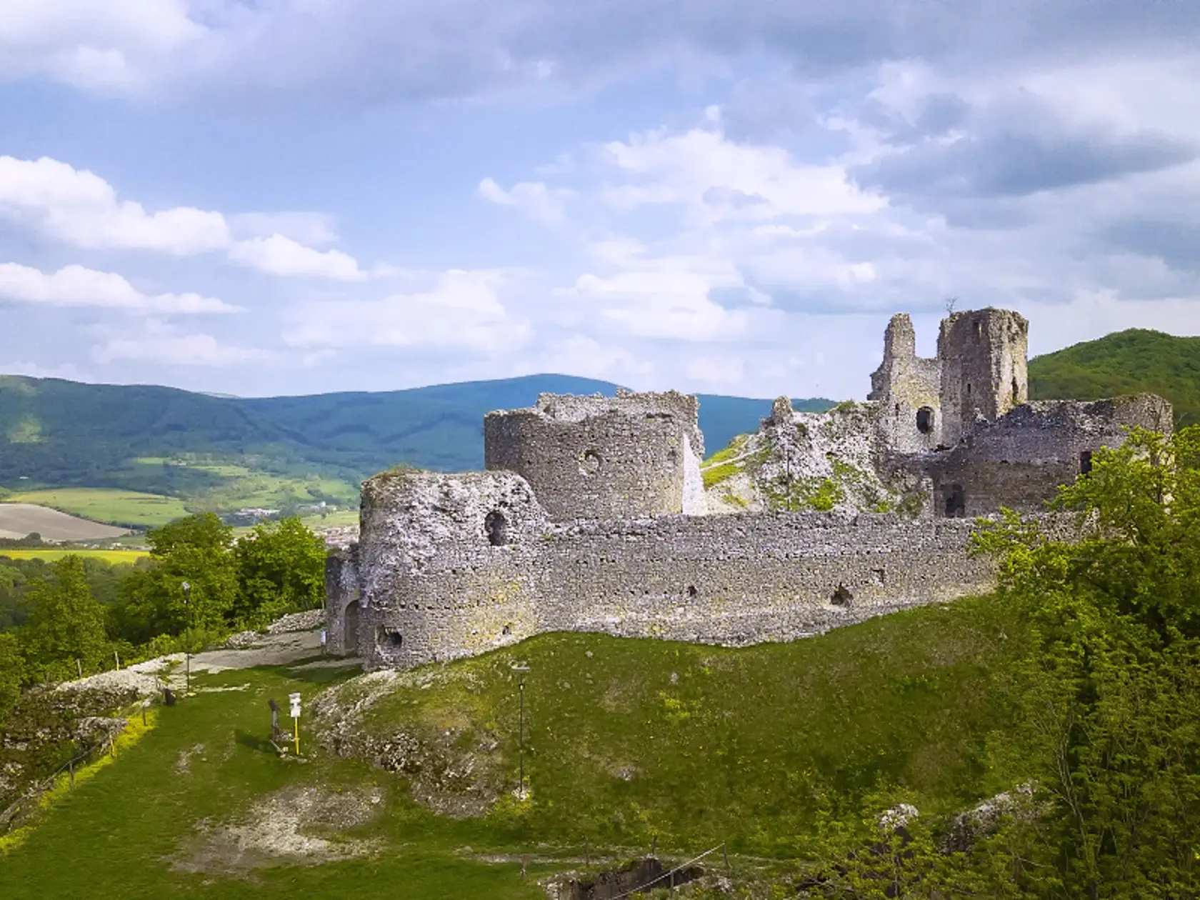 Jasenovský hrad.
