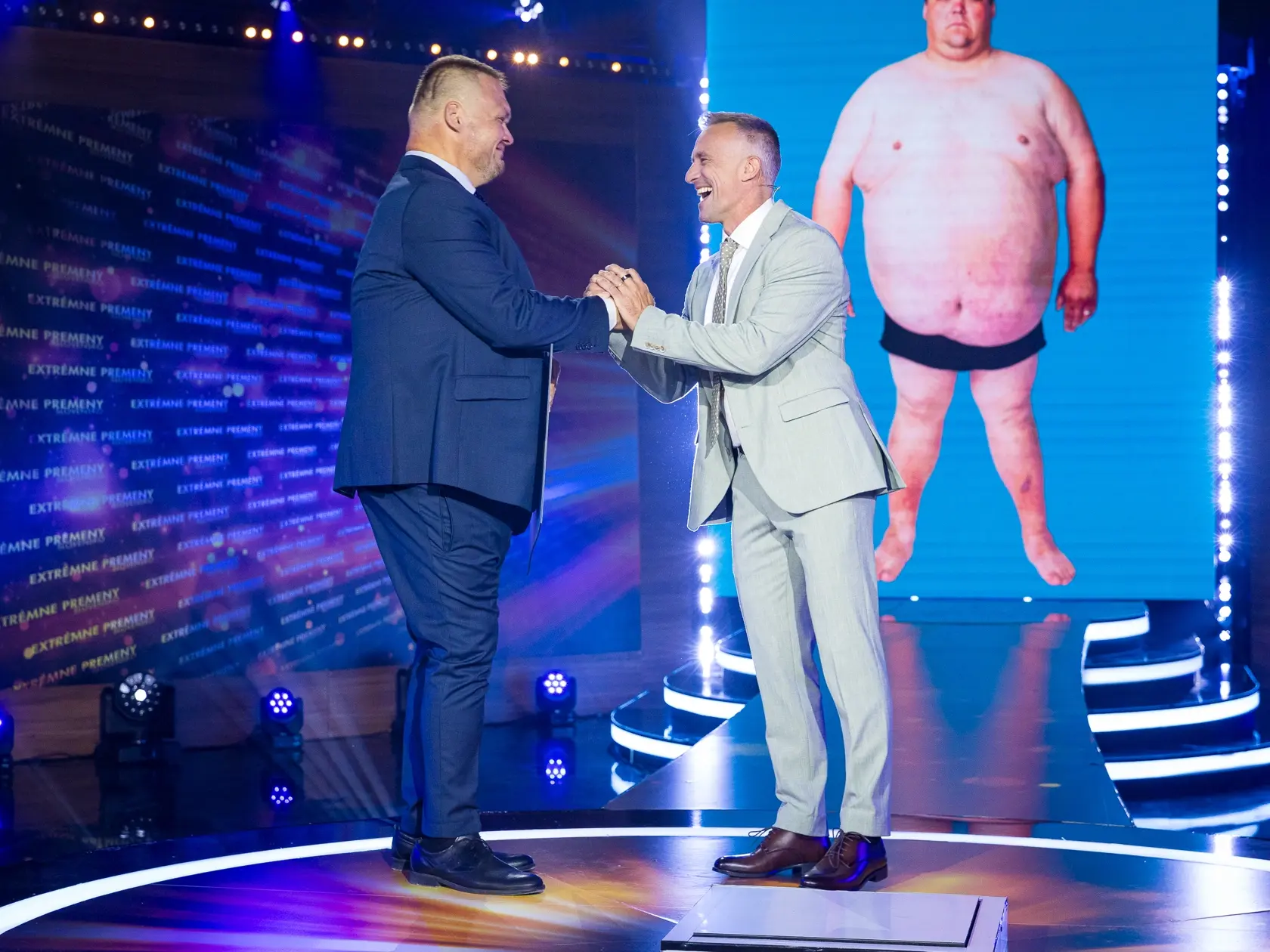 Andrej vážil 245 kíl. V šou sa mu podarilo zhodiť 116 kg. Jeho váha je tak 129 kíl.