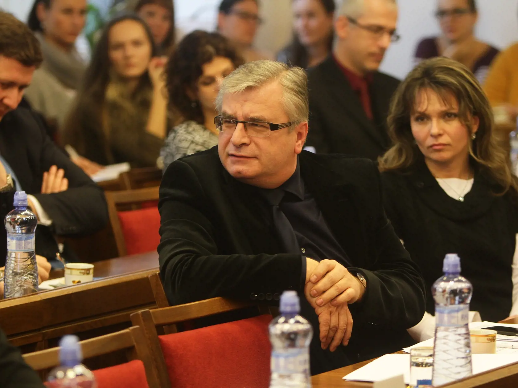 Ivan Švejna a Helena Mezenská na zasadnutí Výboru NR SR pre európske záležitosti.