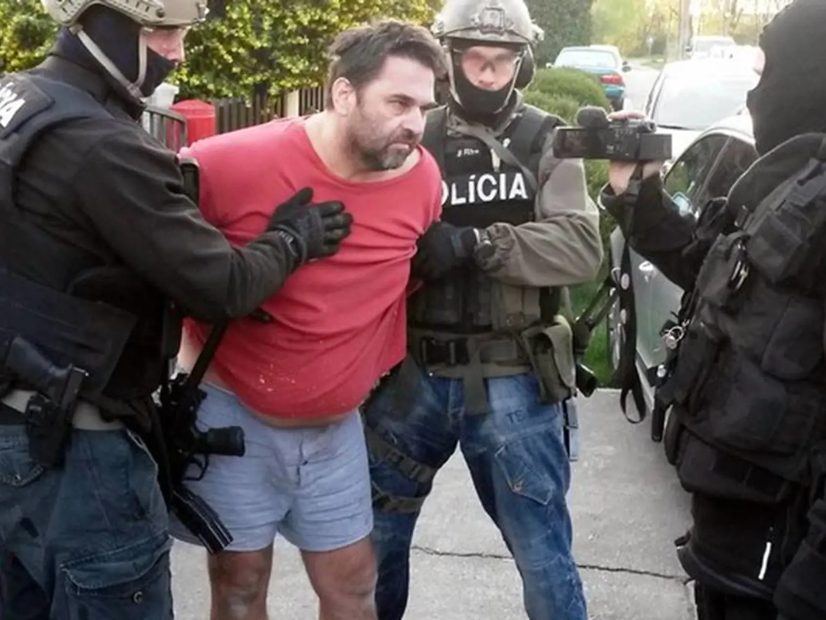Štefan Szabó dostal doživotie za vraždu dvoch ľudí, ktorý, dlžil peniaze. Podozrivý bol aj z ďalšej vraždy.