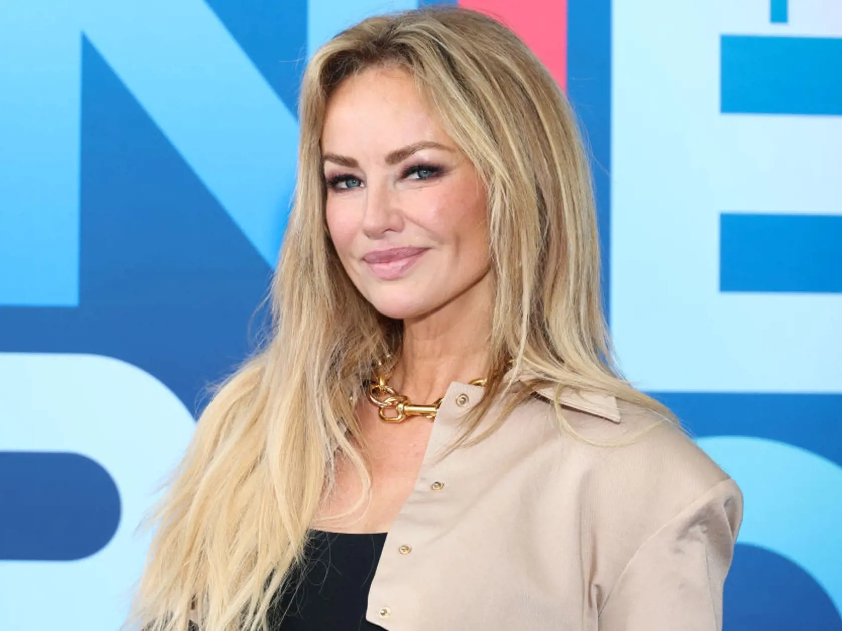 Adriana Sklenaříková vyzerá stále úžasne.