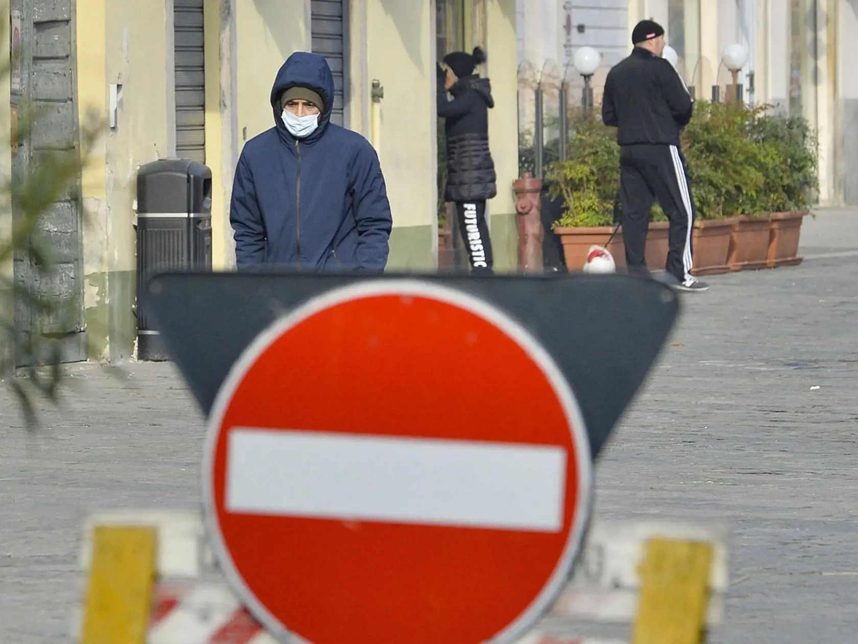 Koronavírus v Taliansku zasiahol aj do známeho benátskeho karnevalu.