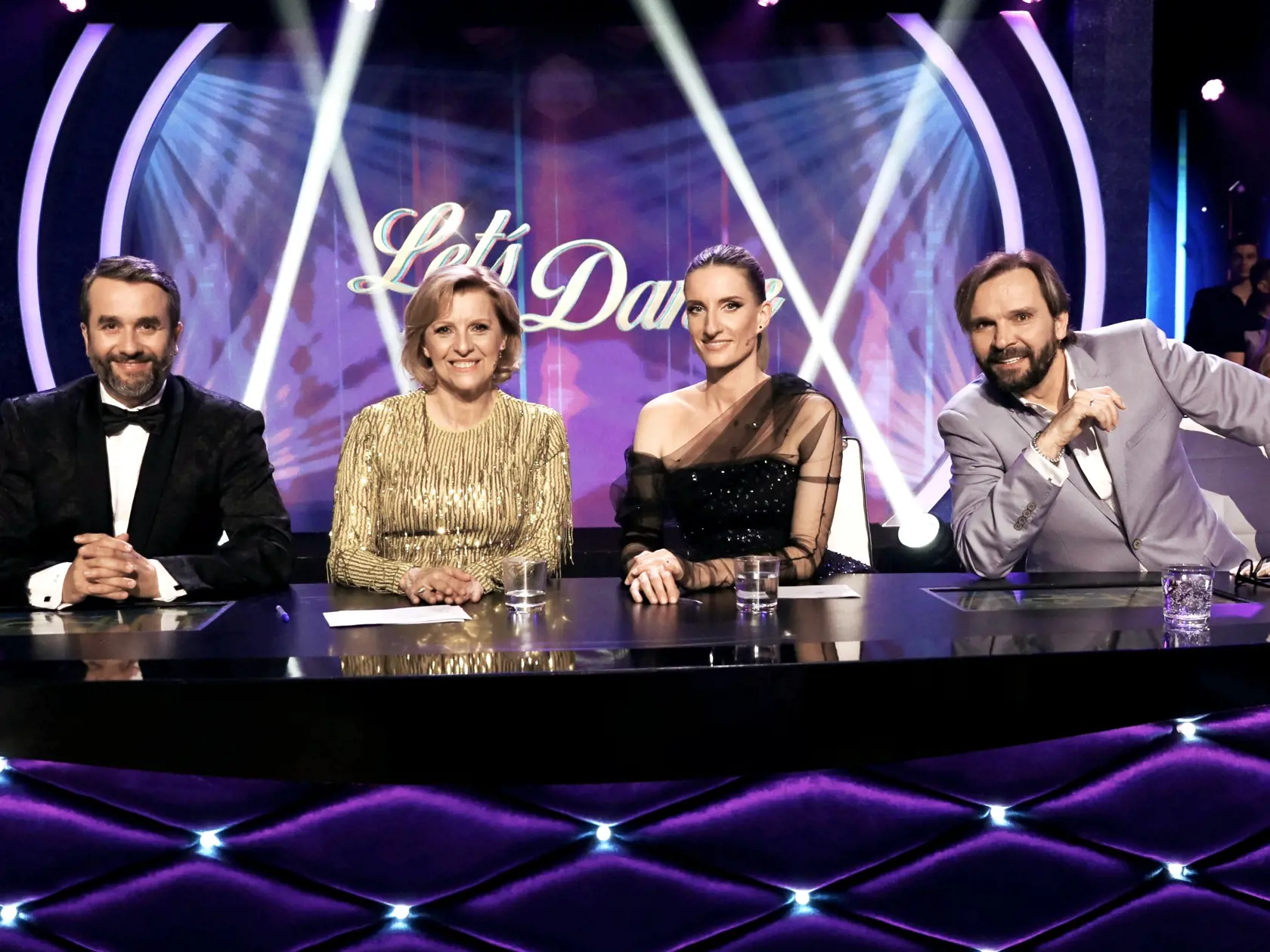 Porota Let´s Dance Turné Tatiana Drexler, Adela Vinczeová a Ján Ďurovčík s Vladkom Kobielskym.