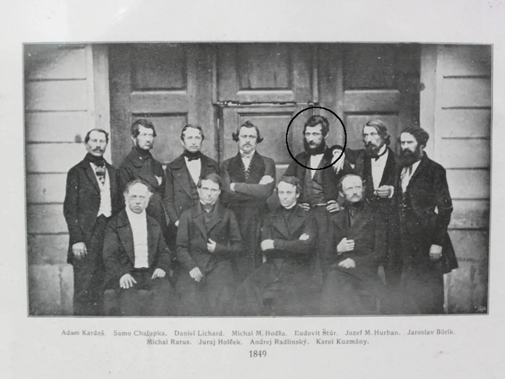 DAGEROTYPIA: Prvou používanou metódou fotografovania zachytili Slovákov, ktorých prijal Jozef I. v marci 1849. Štúr je tretí zľava v hornom rade.